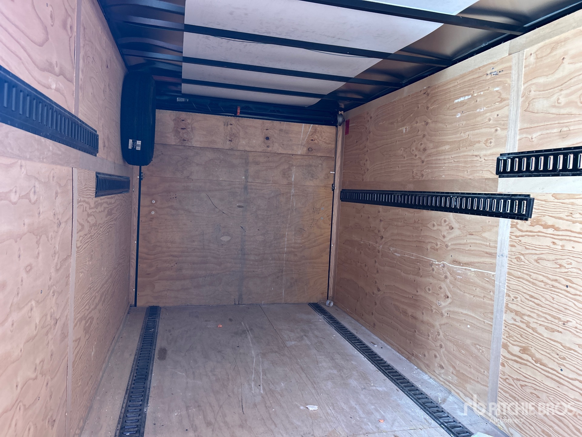 2024 Interstate 16 FT T/A