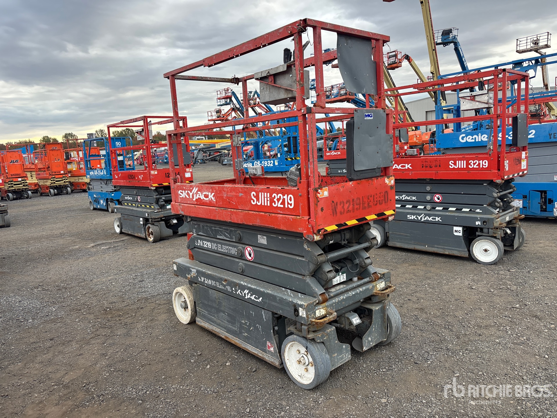 2014 Skyjack SJIII3219