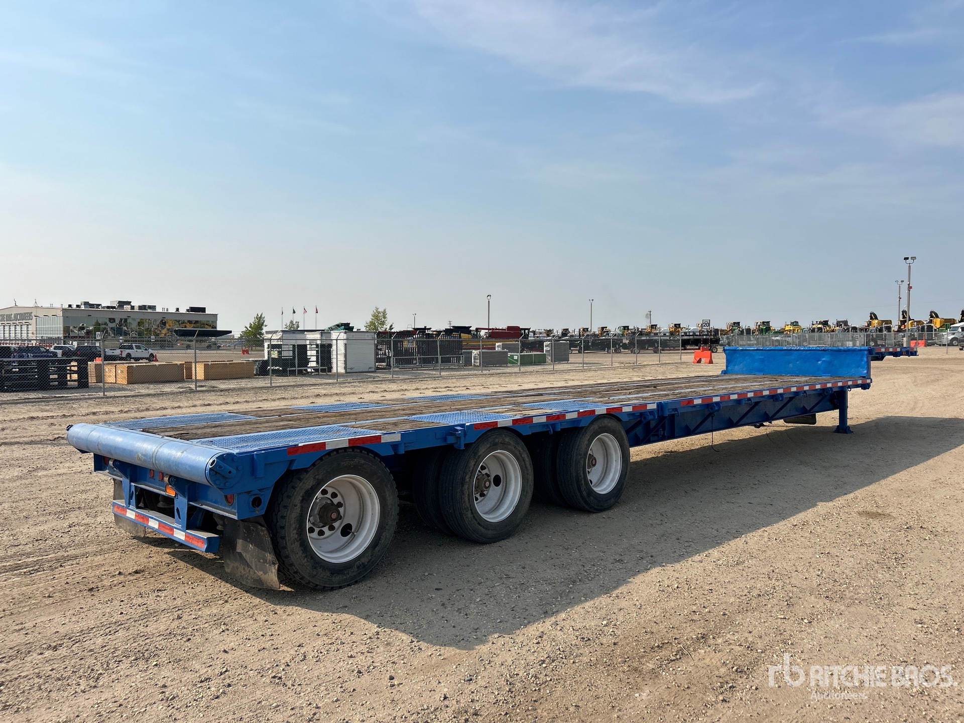 1999 Manac 48 FT TRI/A