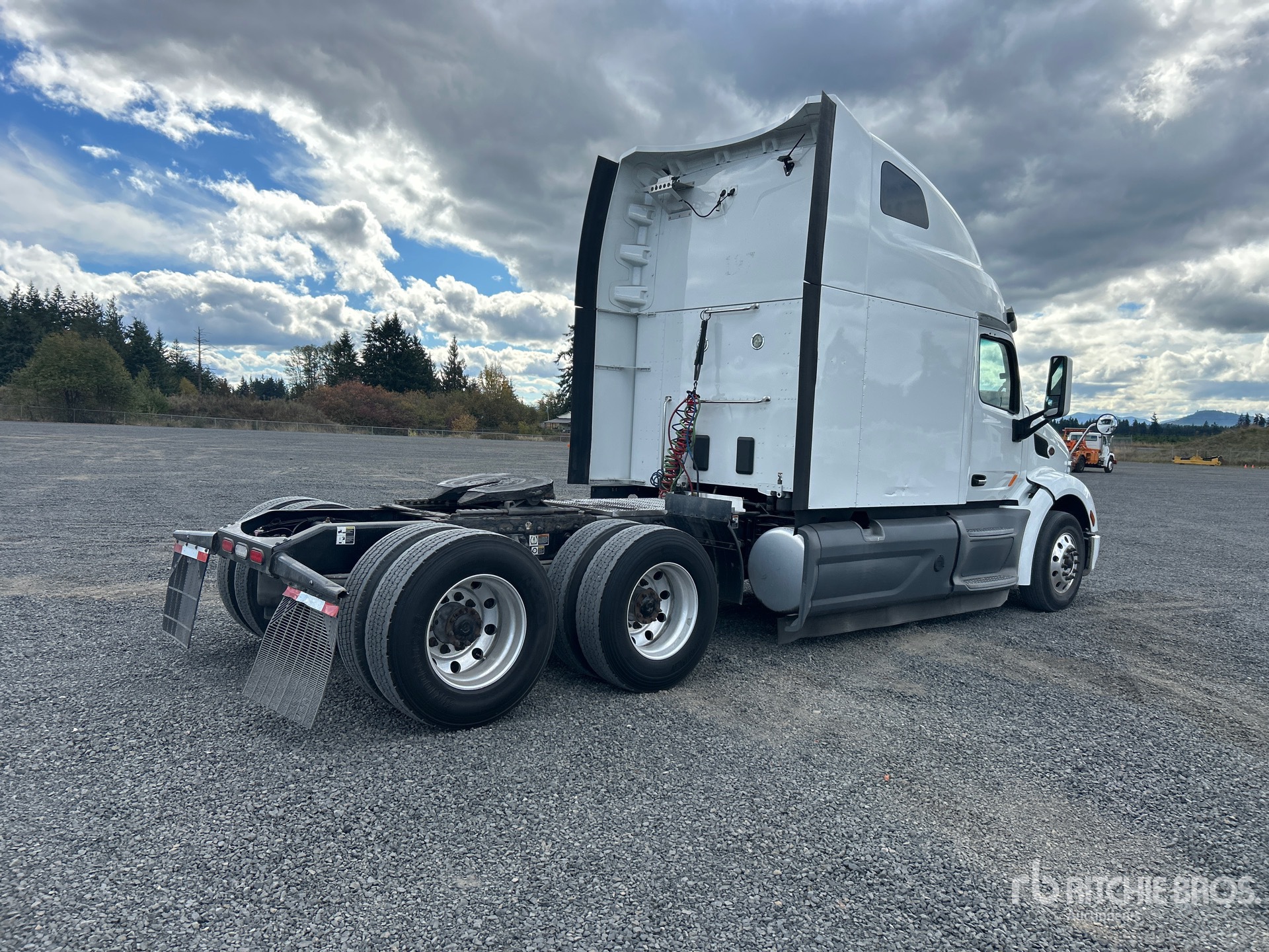 2020 Peterbilt 579