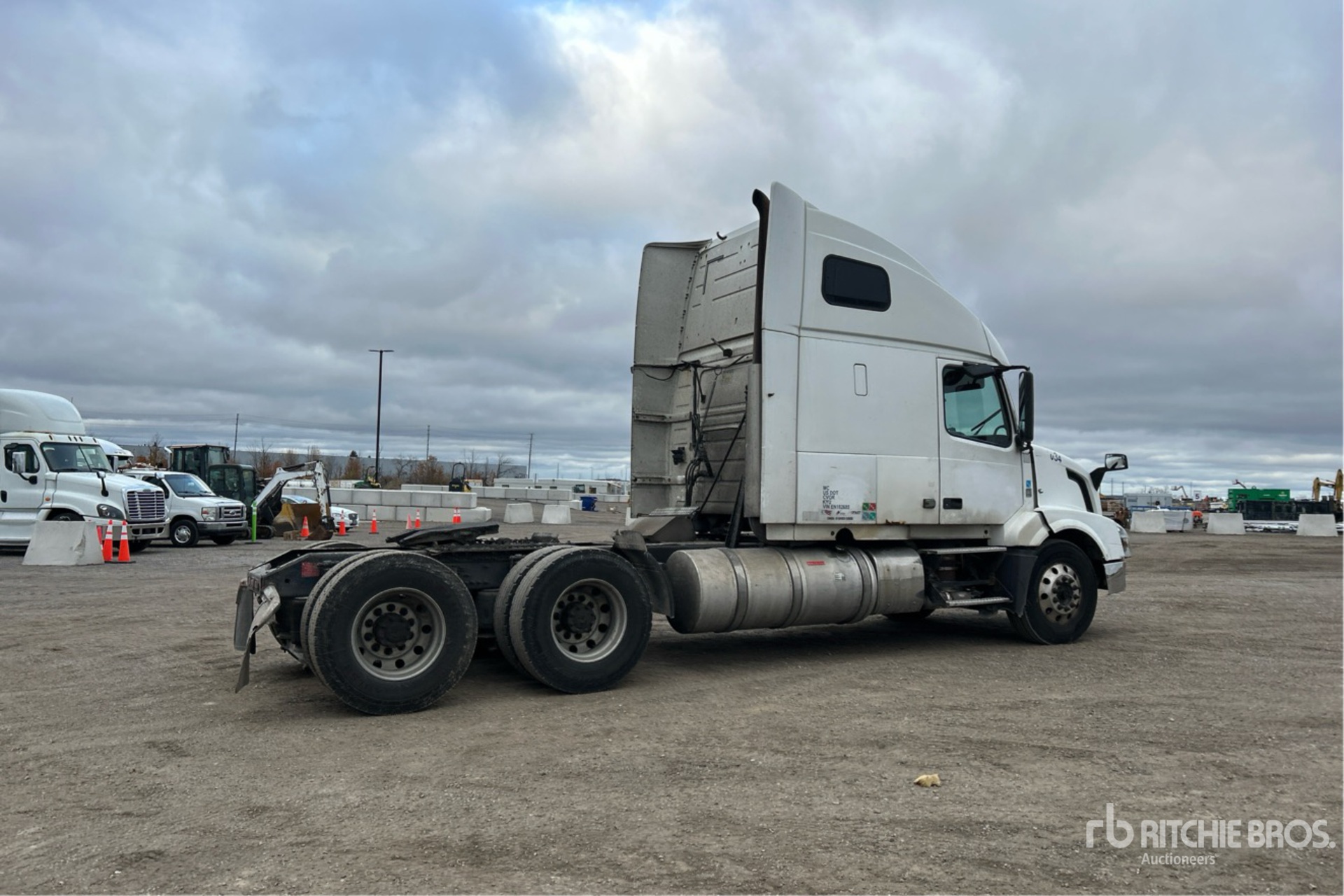 2014 Volvo VNL