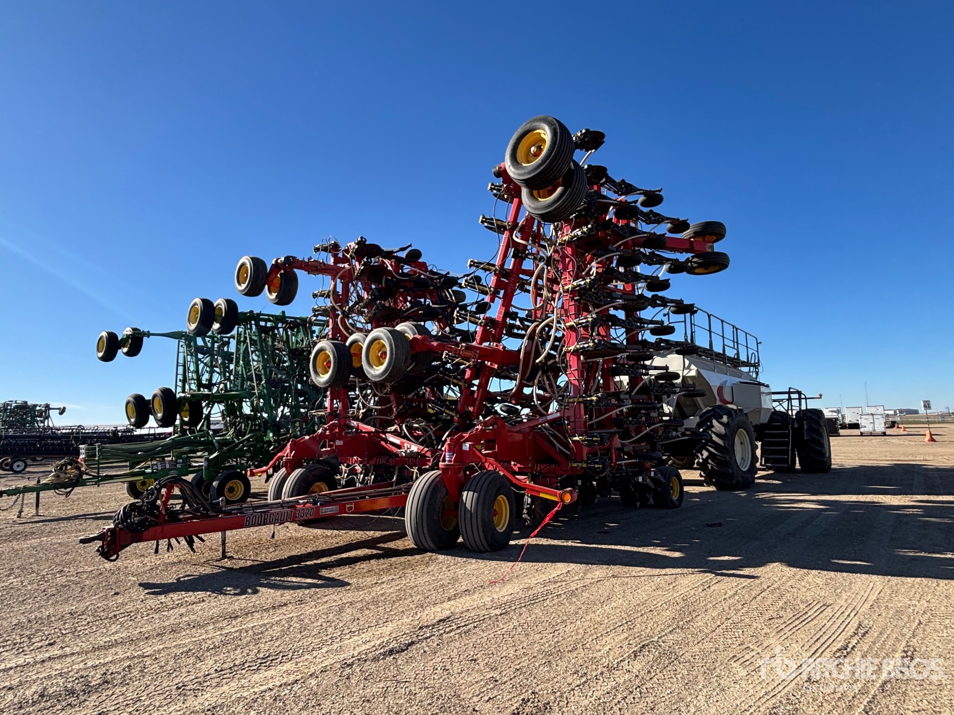 Photo of 2013 Bourgault 3320 QDA