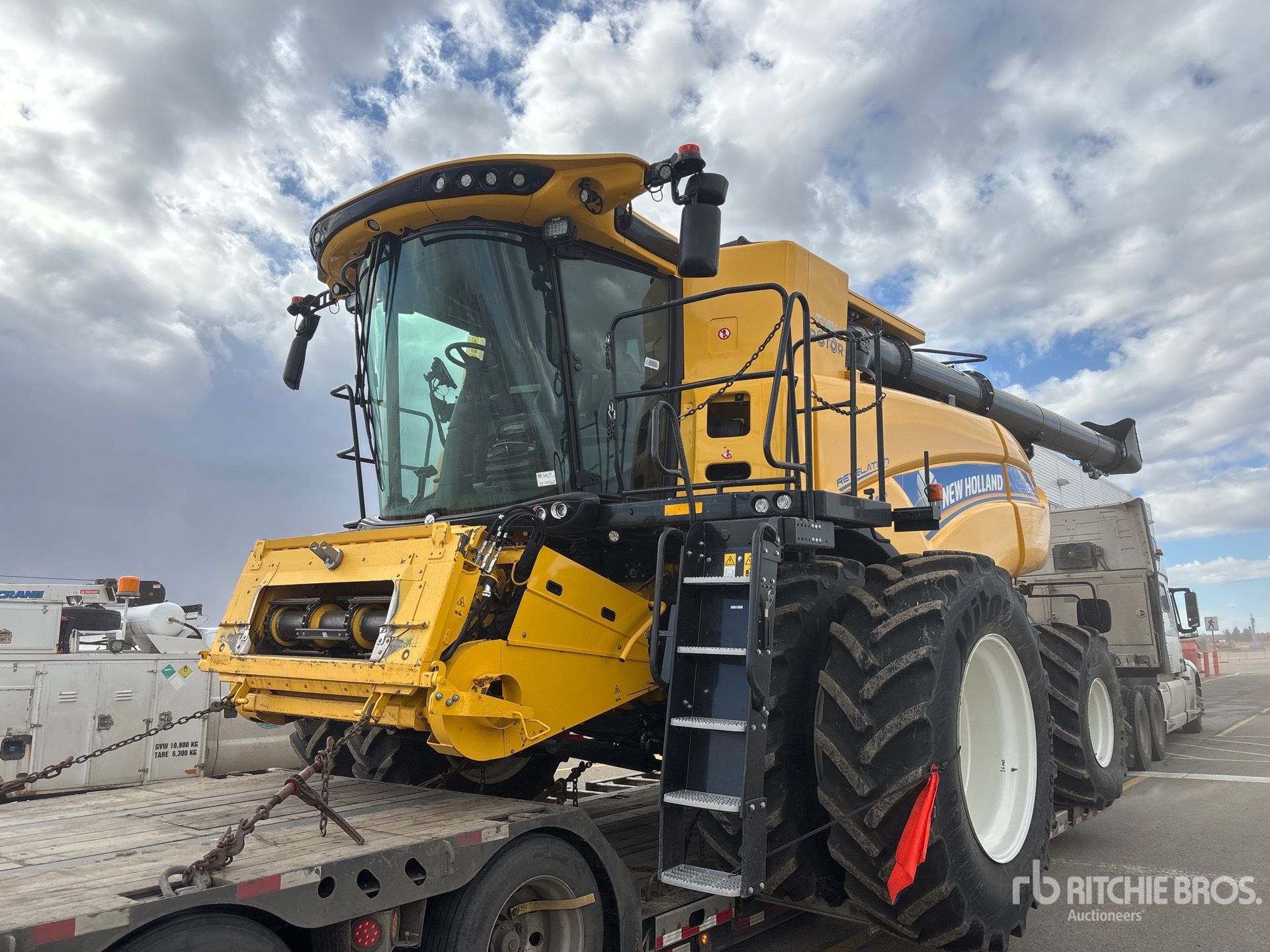 2021 New Holland CR9.90