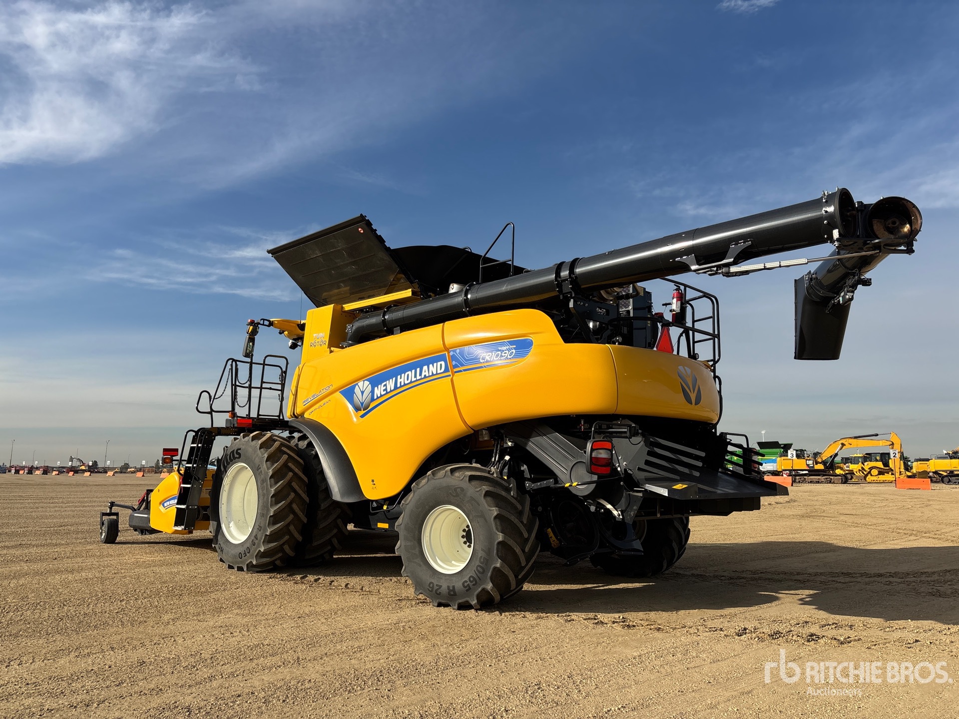 2023 New Holland CR 10.90