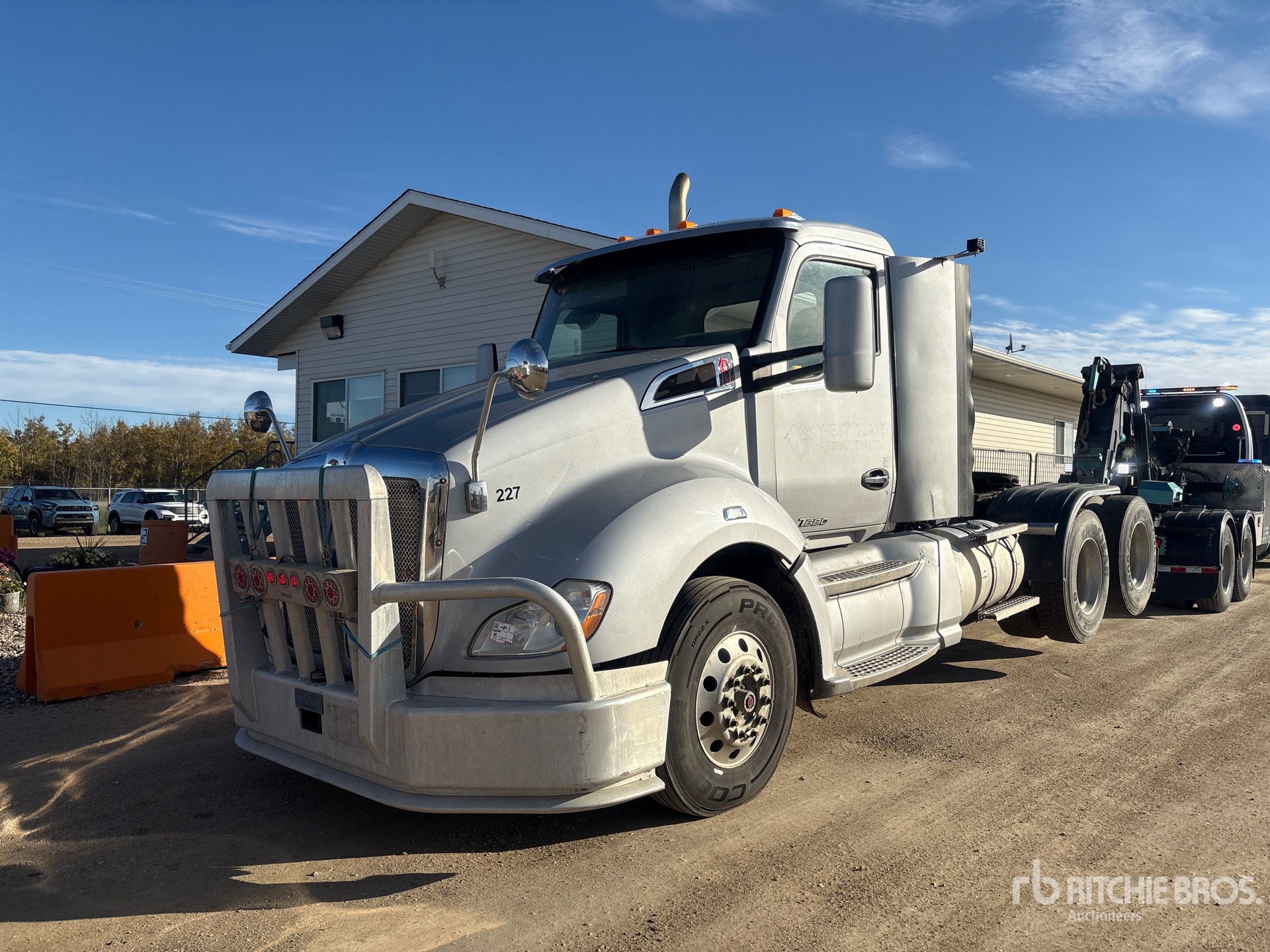 2015 Kenworth T680