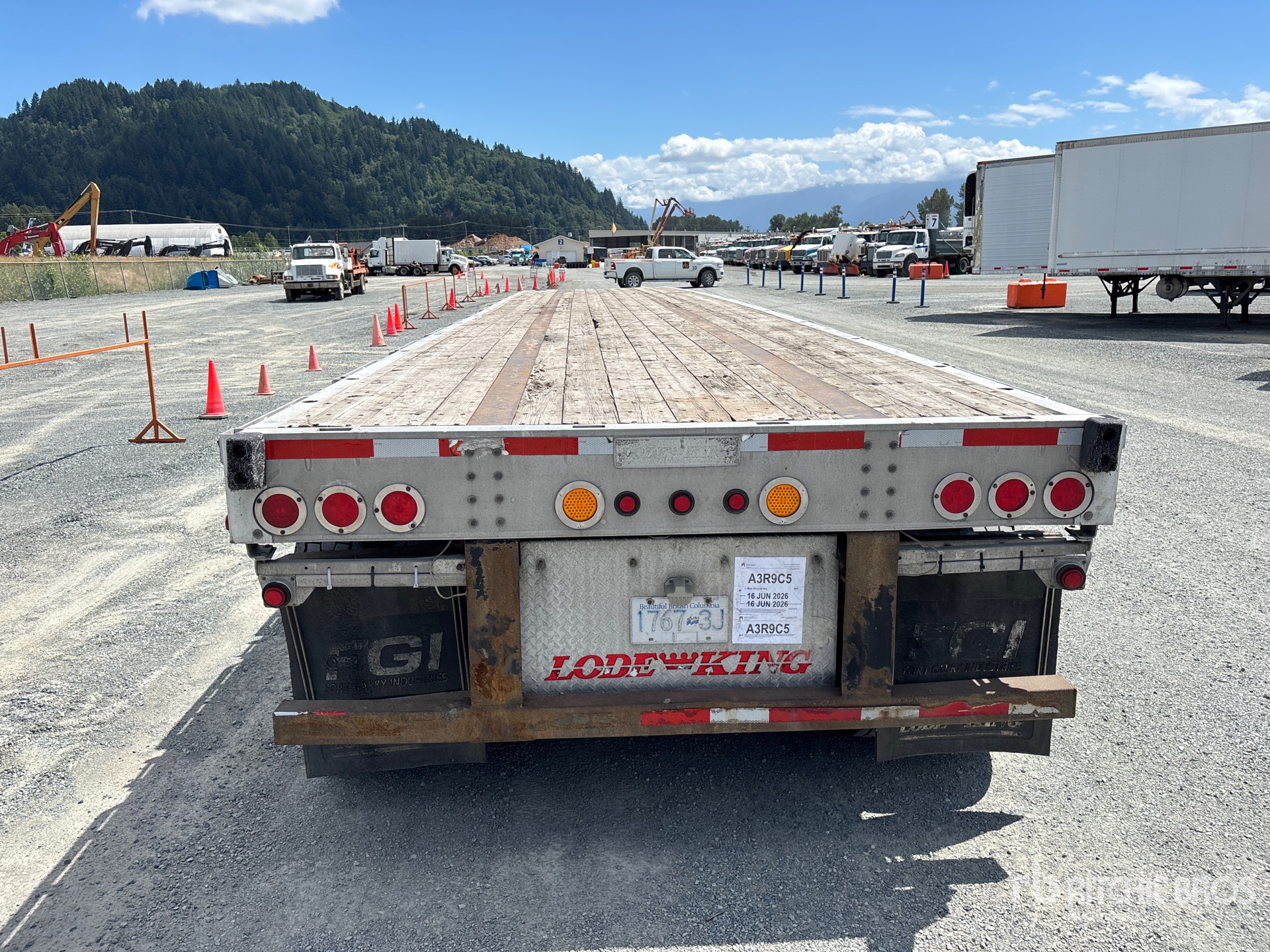 2011 Load King  48 FT T/A