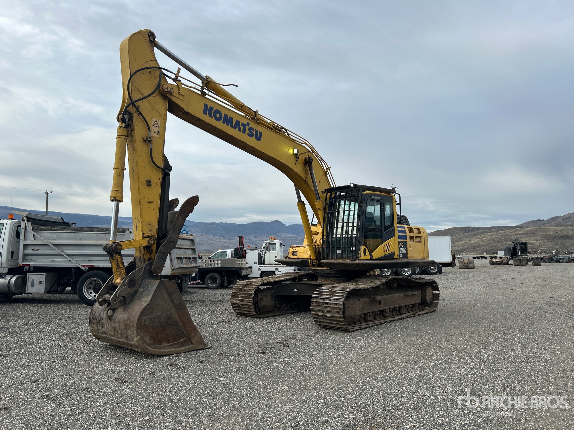 2012 Komatsu PC290LC-10