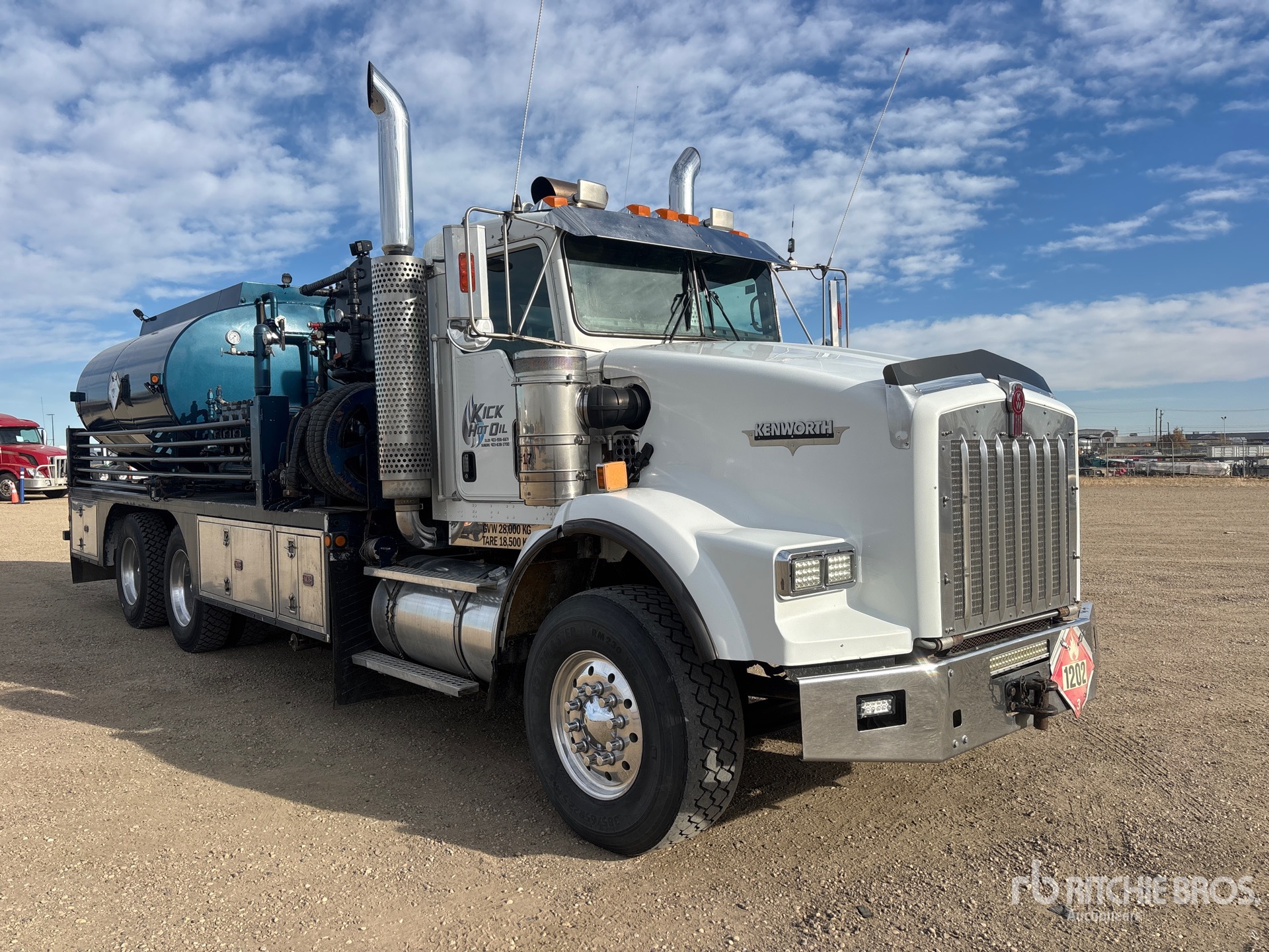 2005 Kenworth T800B