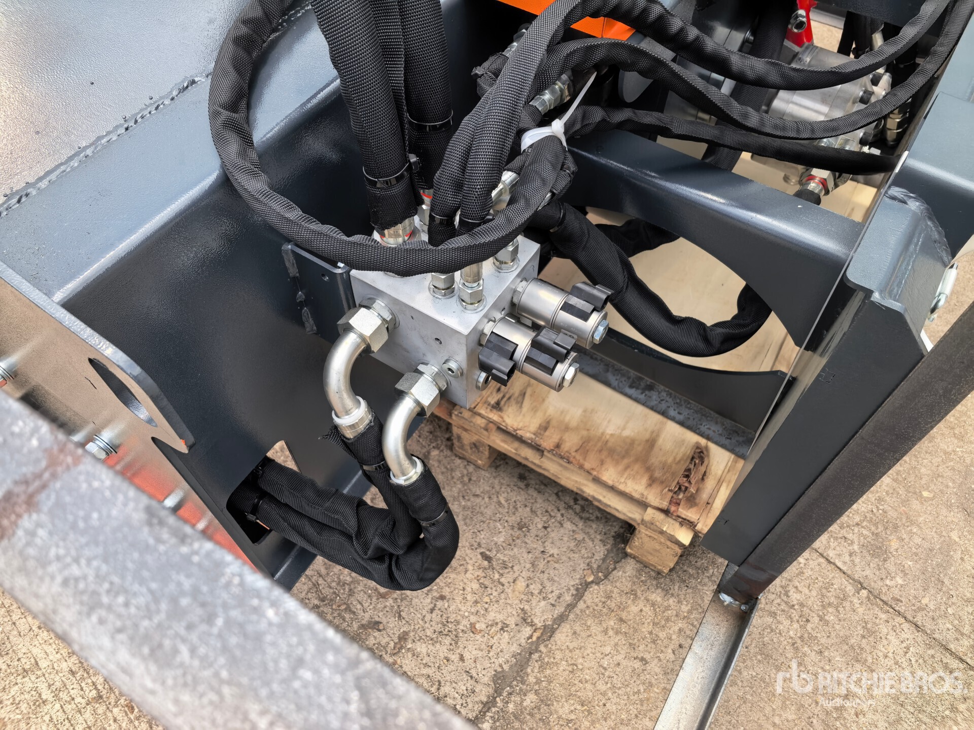 2026 Handy HNSB72