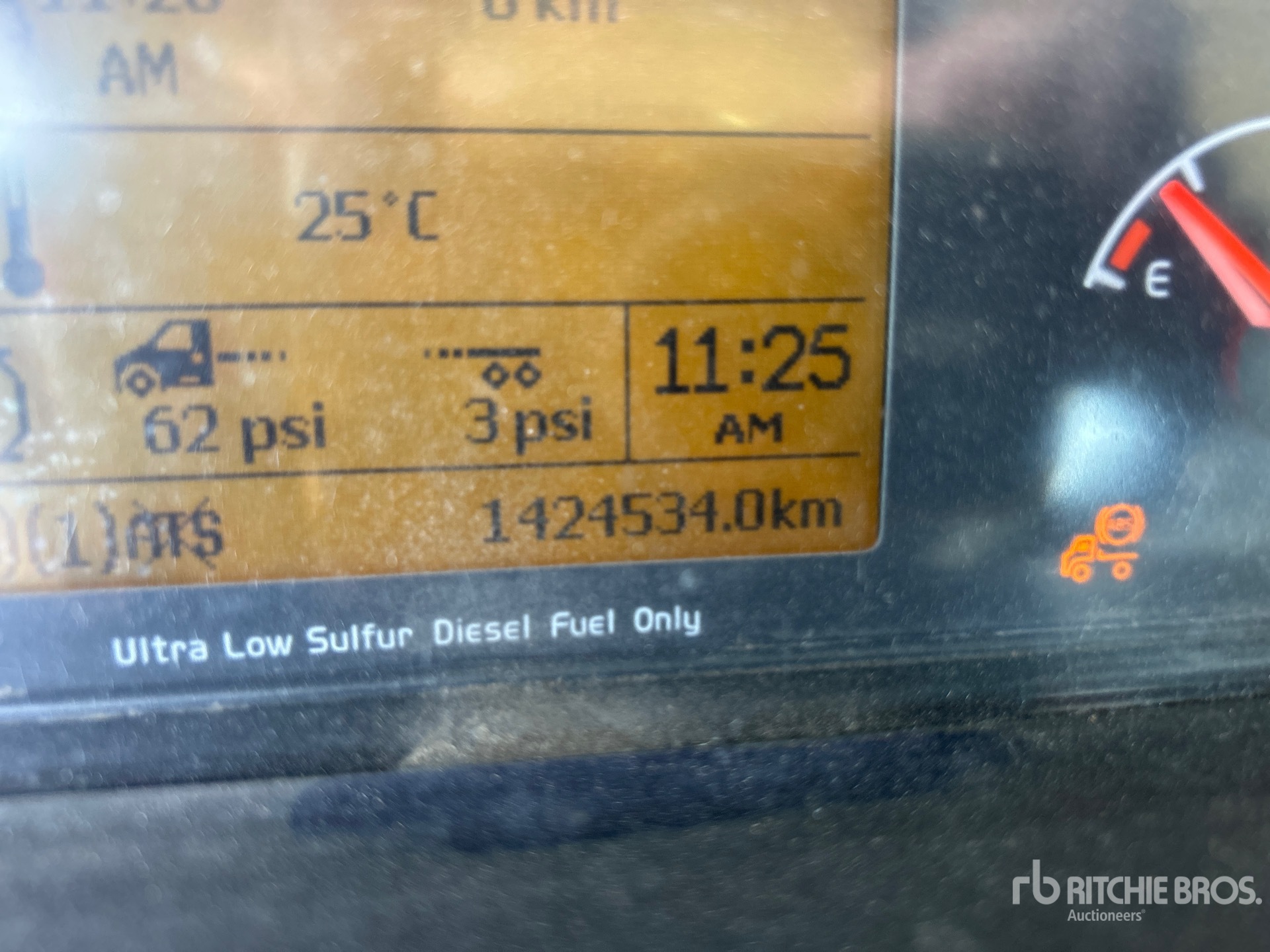 2010 Volvo VNL