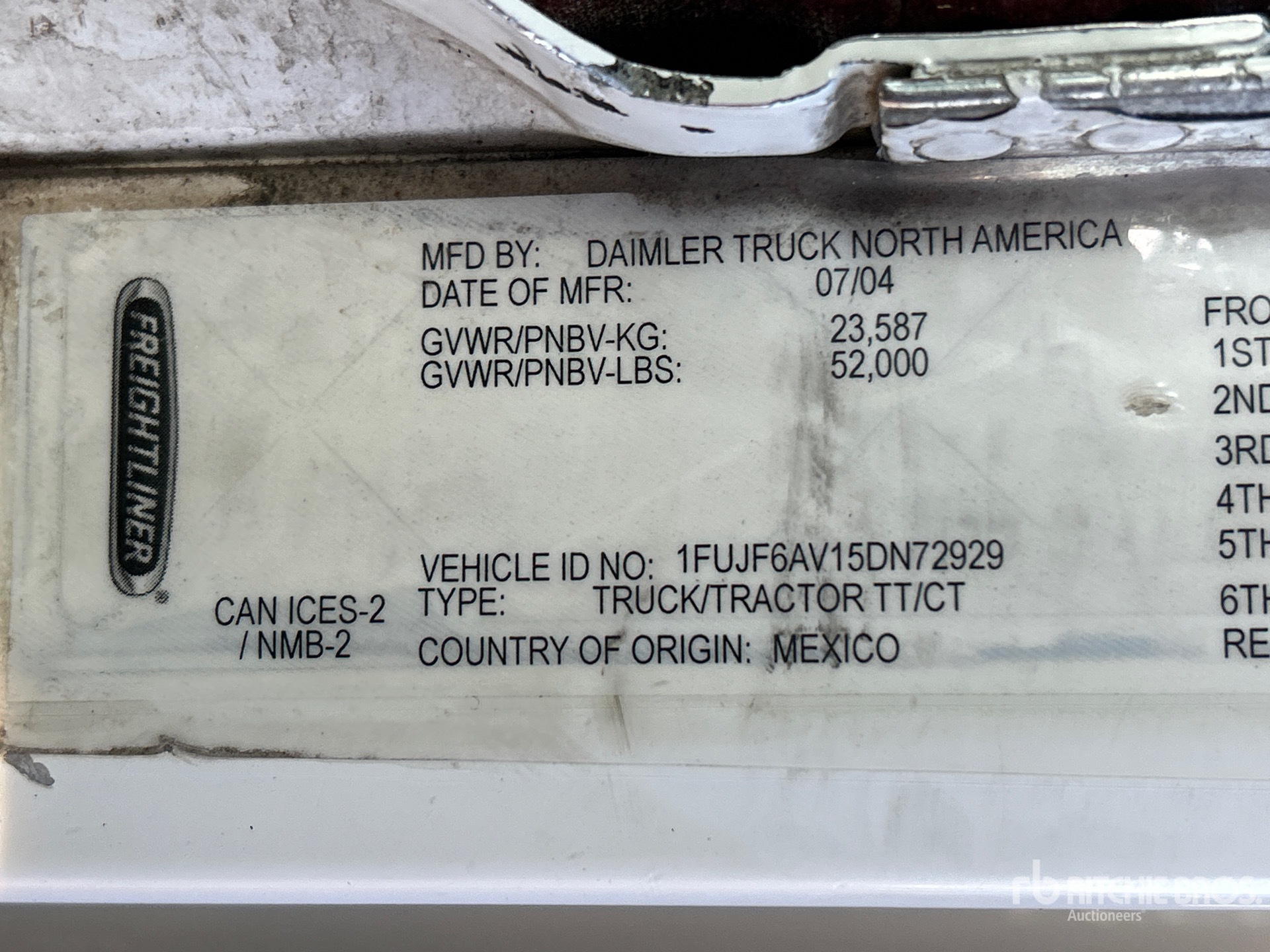 2005 Freightliner CLASSIC 120