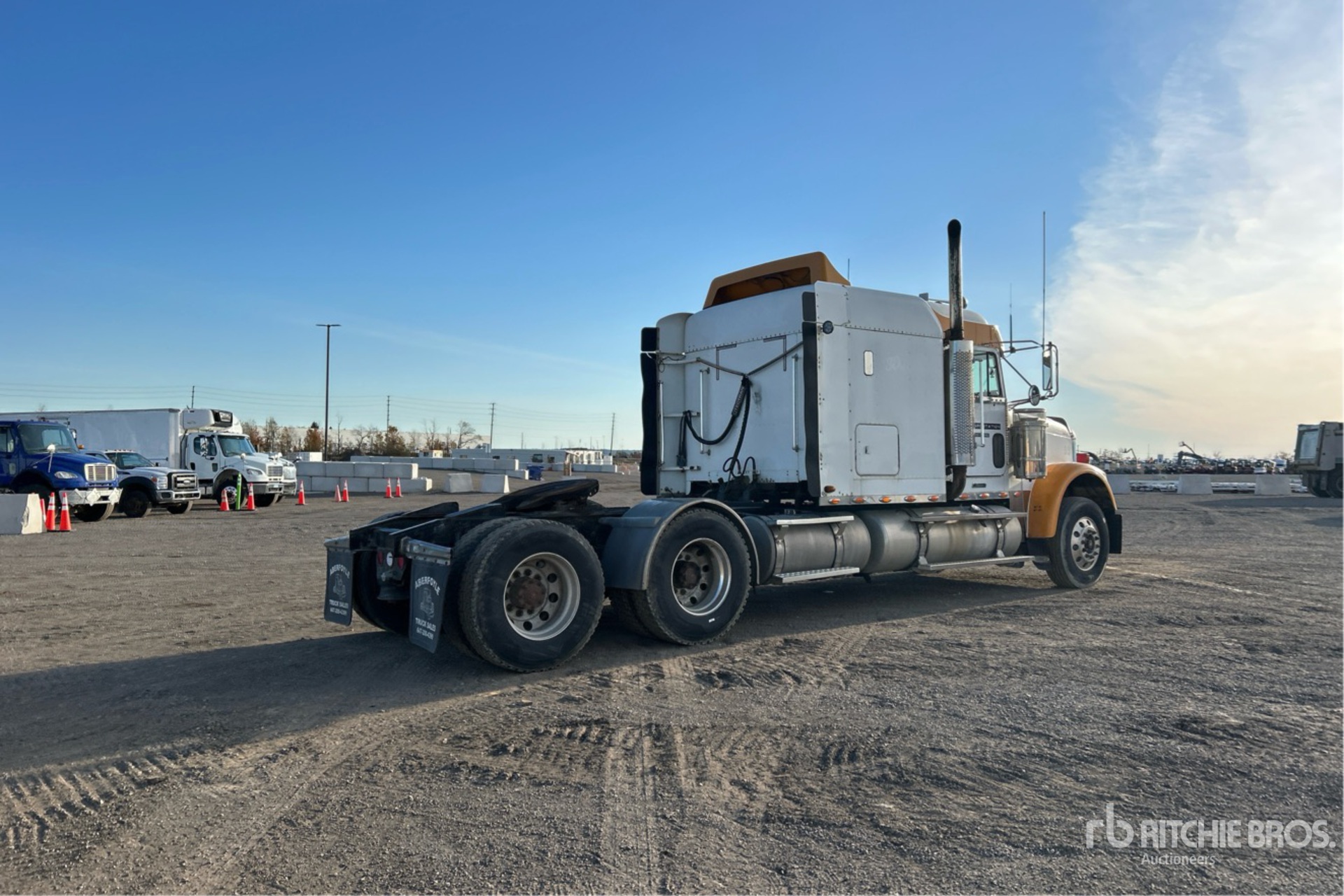 2005 Freightliner CLASSIC 120