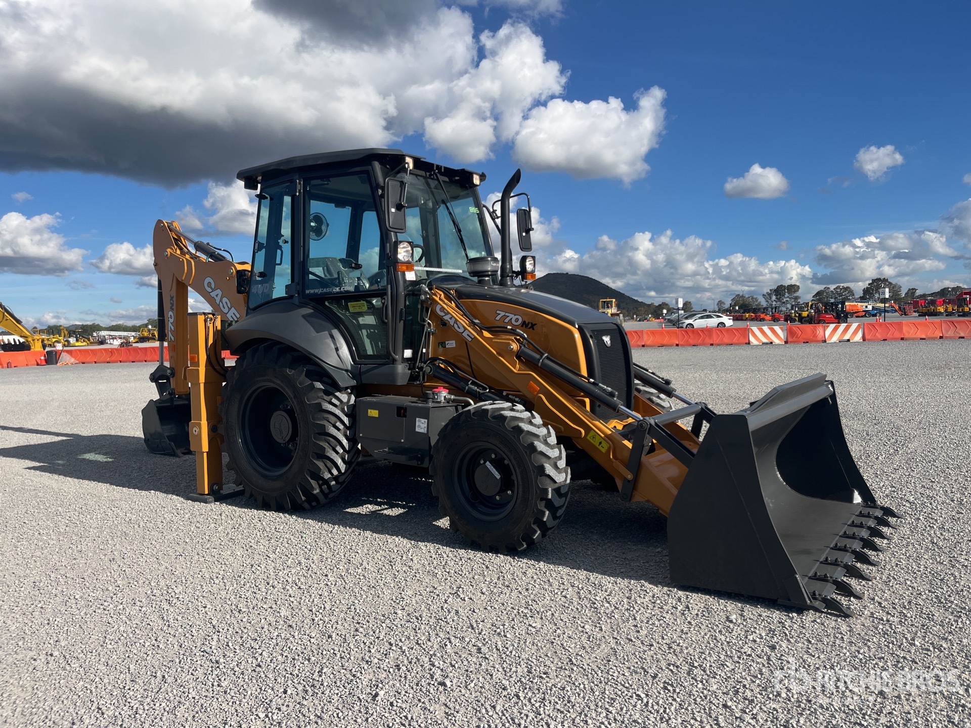 2026 Case 770NX