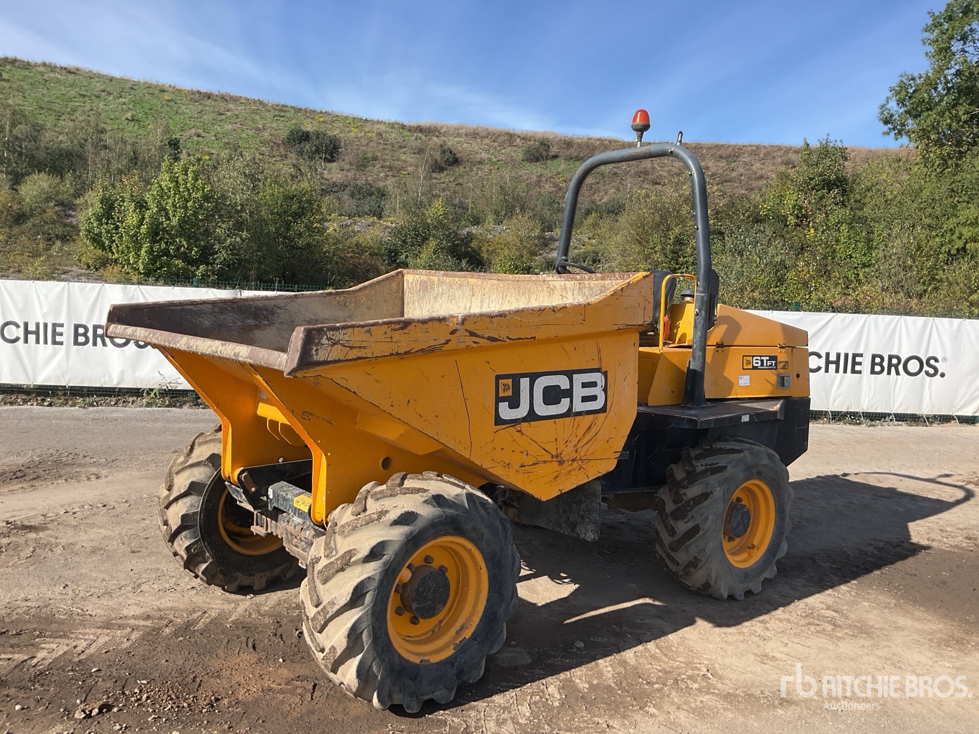 Photo of JCB 6TFT