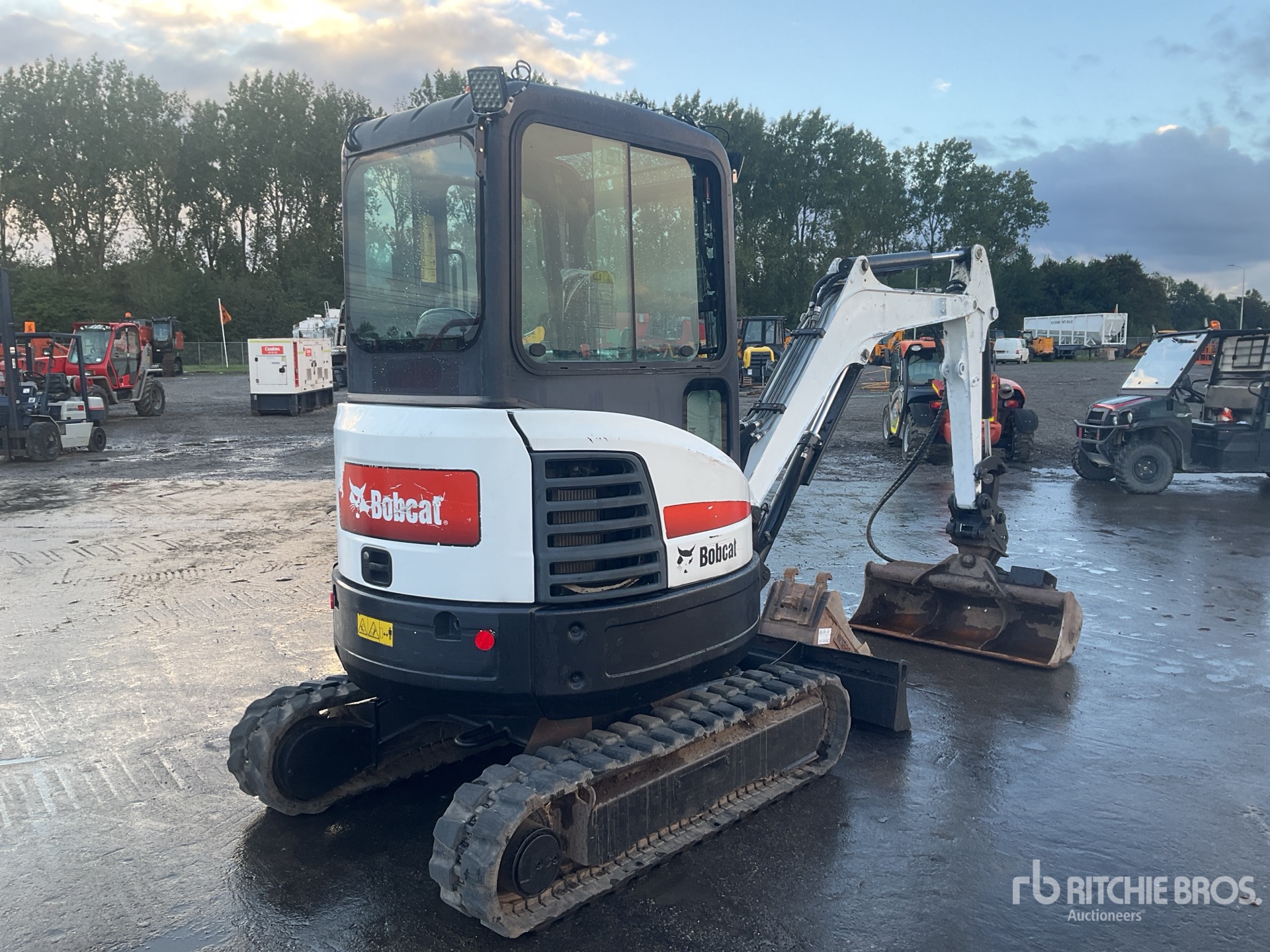 2017 Bobcat E25