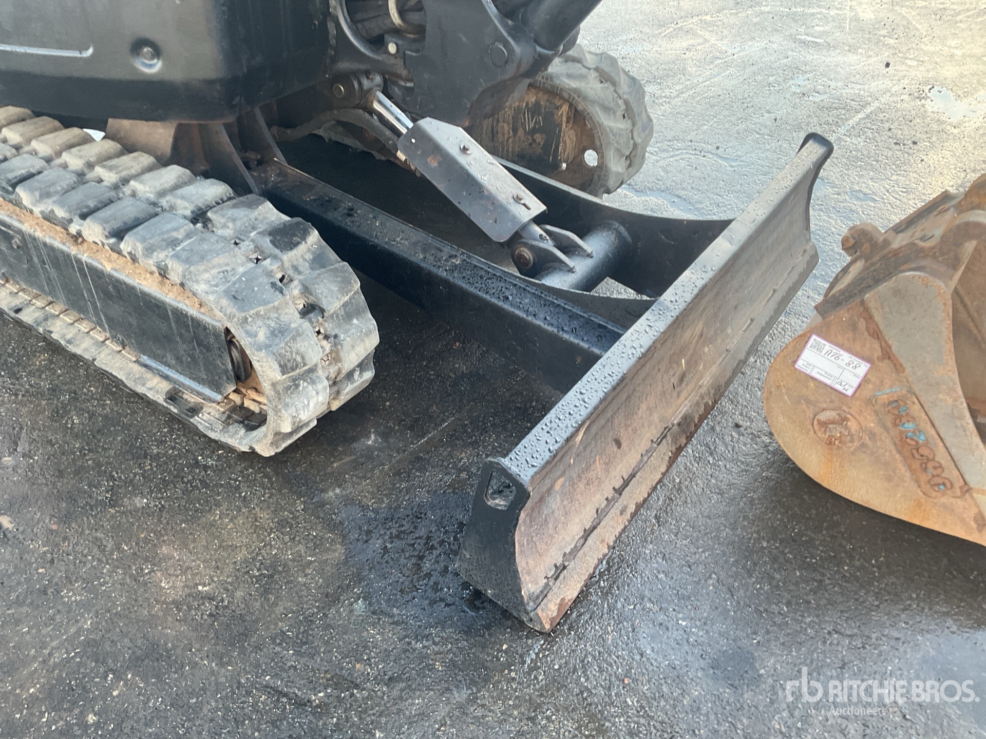 2017 Bobcat E25
