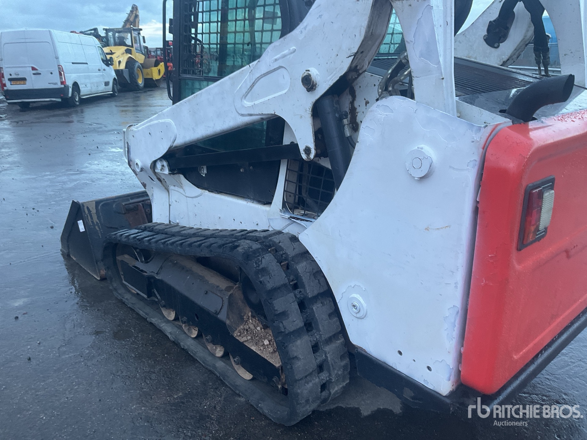 2020 Bobcat T590
