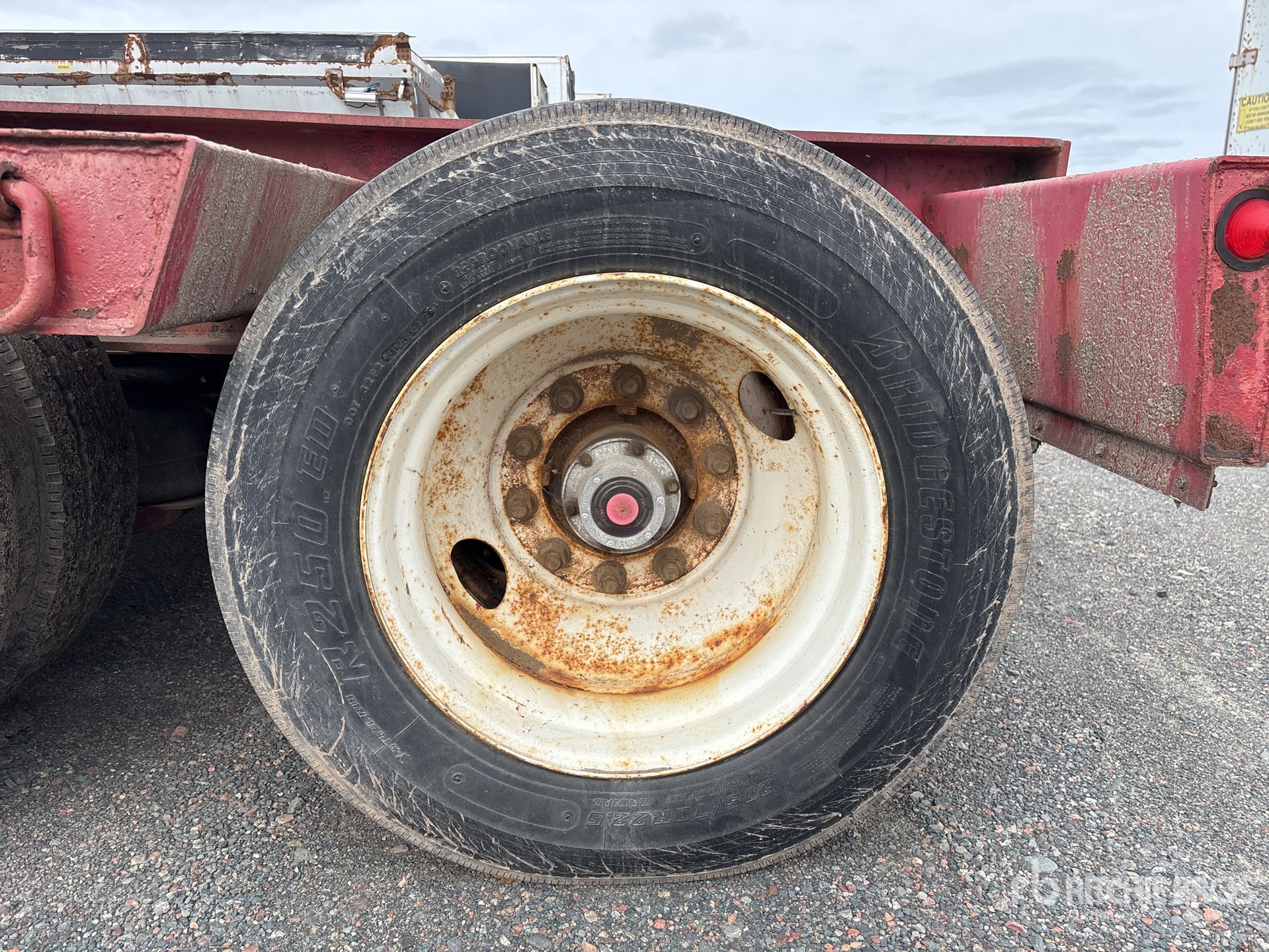 2002 Rogers TRI/A REMOVABLE GOOSENECK