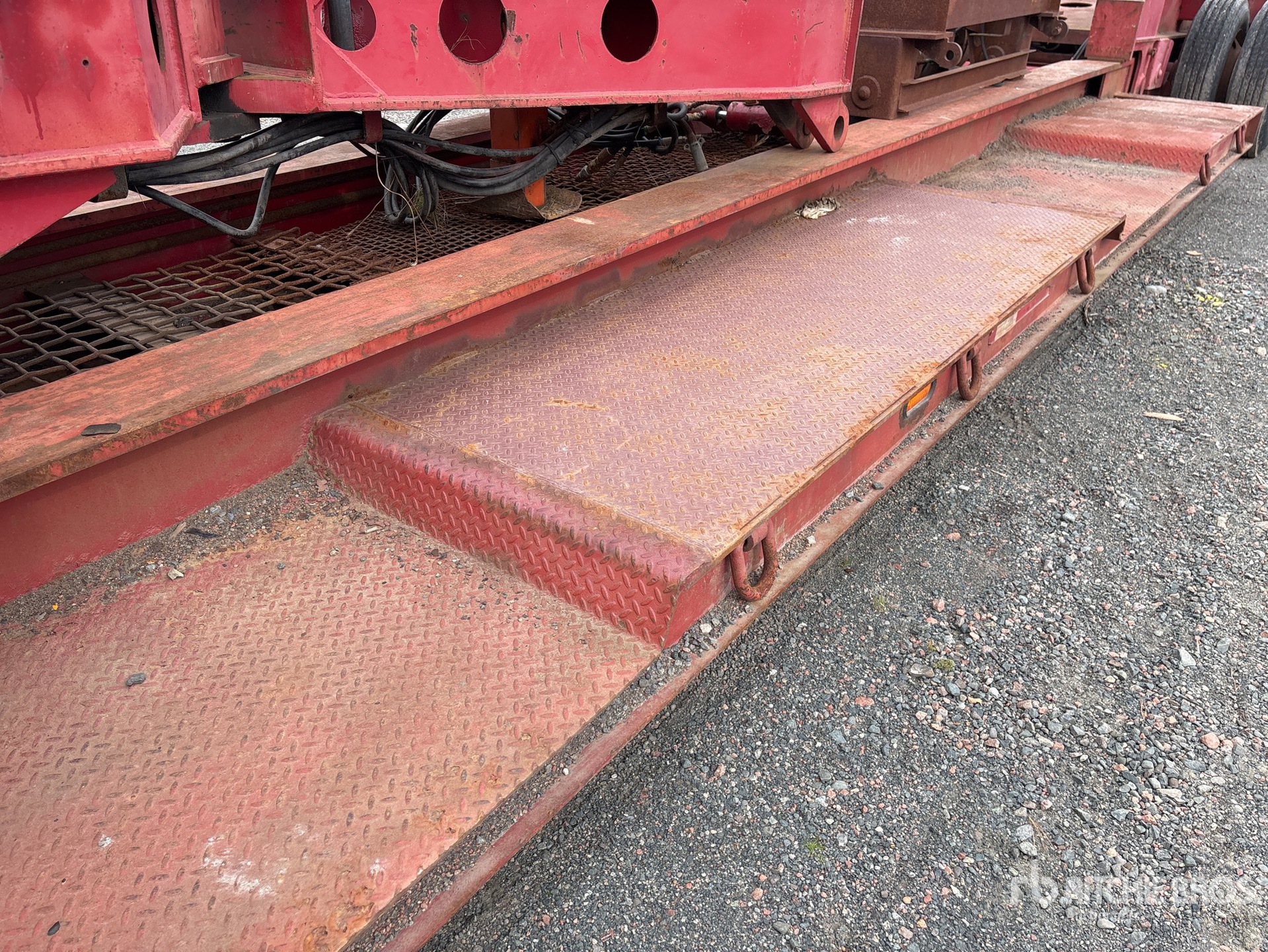 2002 Rogers TRI/A REMOVABLE GOOSENECK