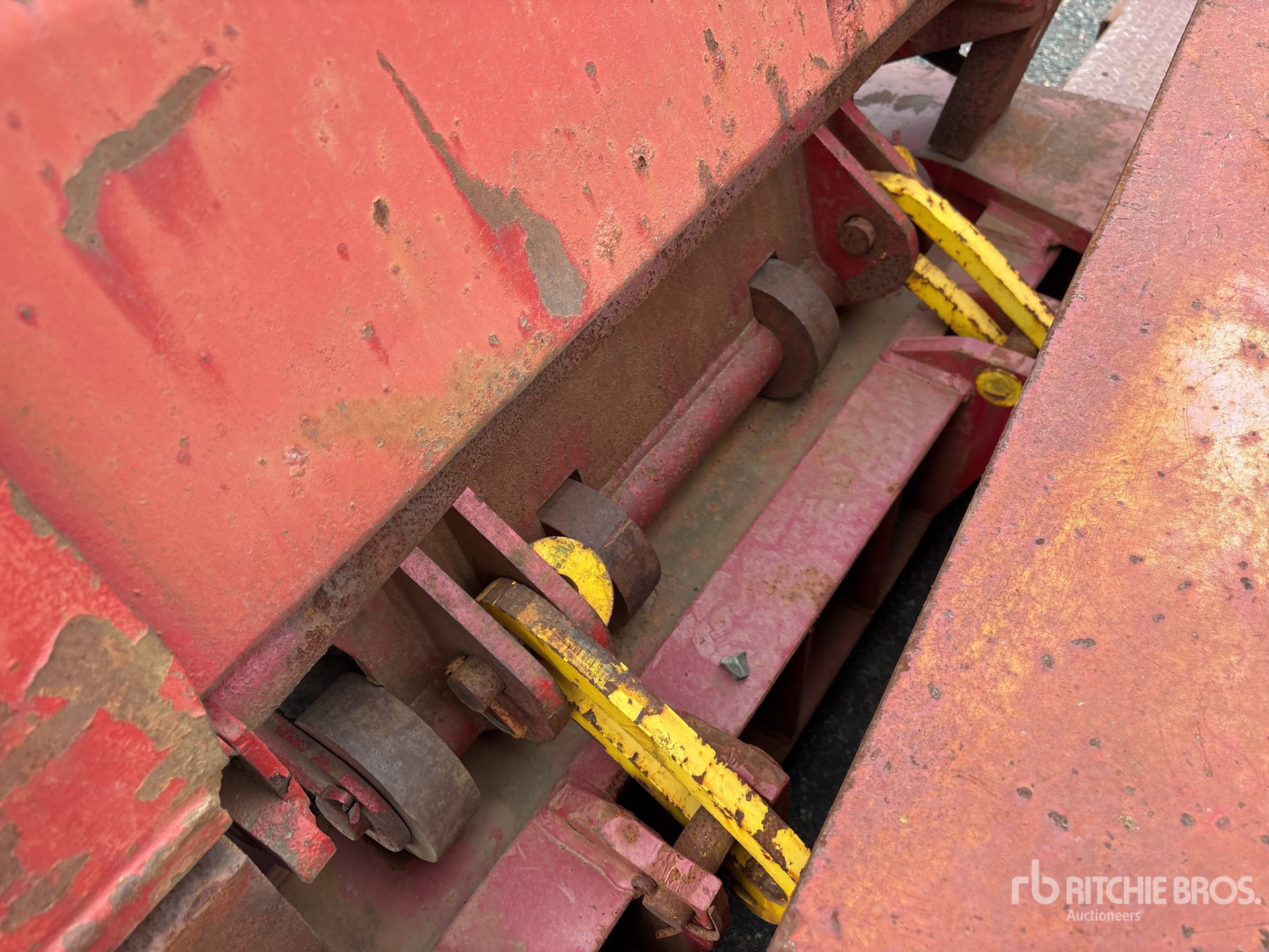 2002 Rogers TRI/A REMOVABLE GOOSENECK
