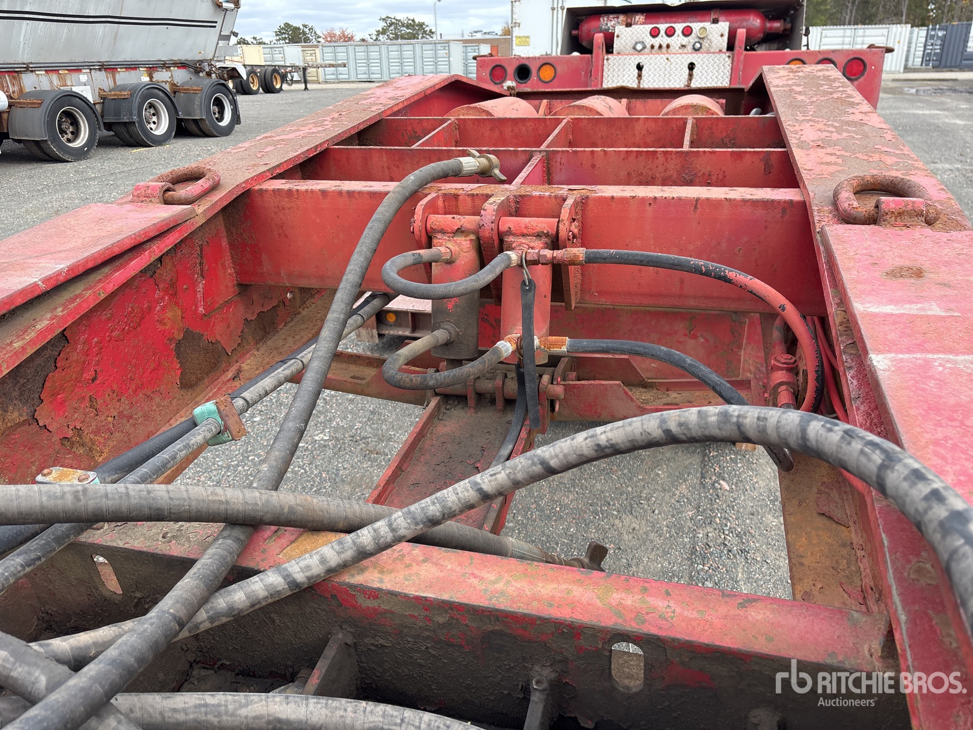 2002 Rogers TRI/A REMOVABLE GOOSENECK