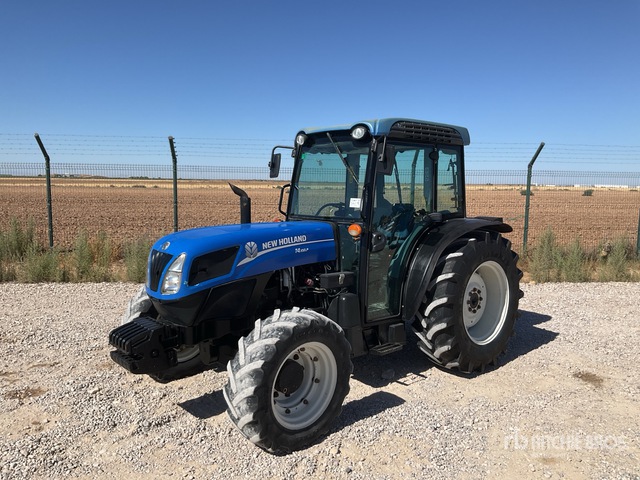 2017 New Holland T4.105 LP 4WD Tractor