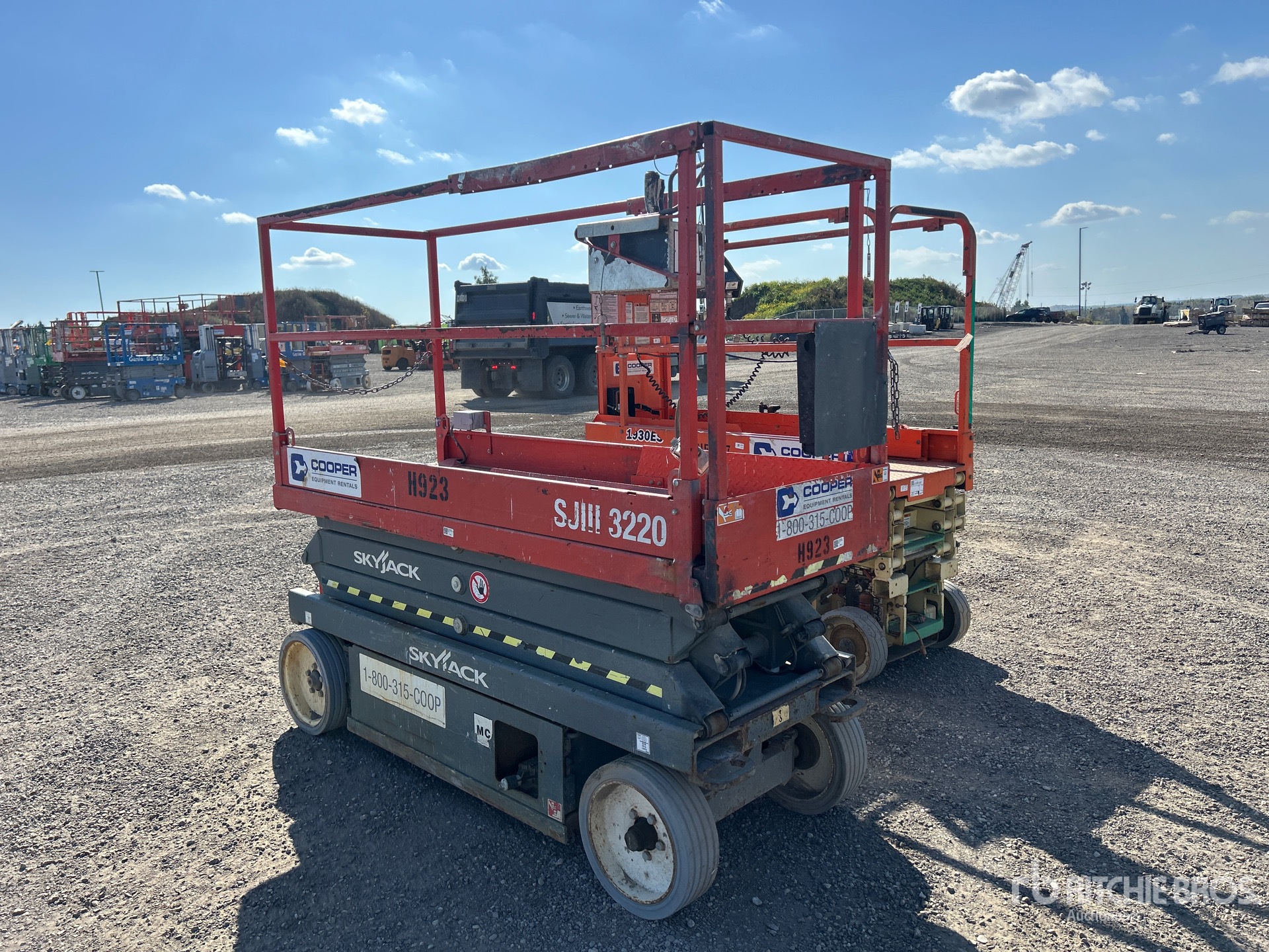 2017 Skyjack SJIII 3220