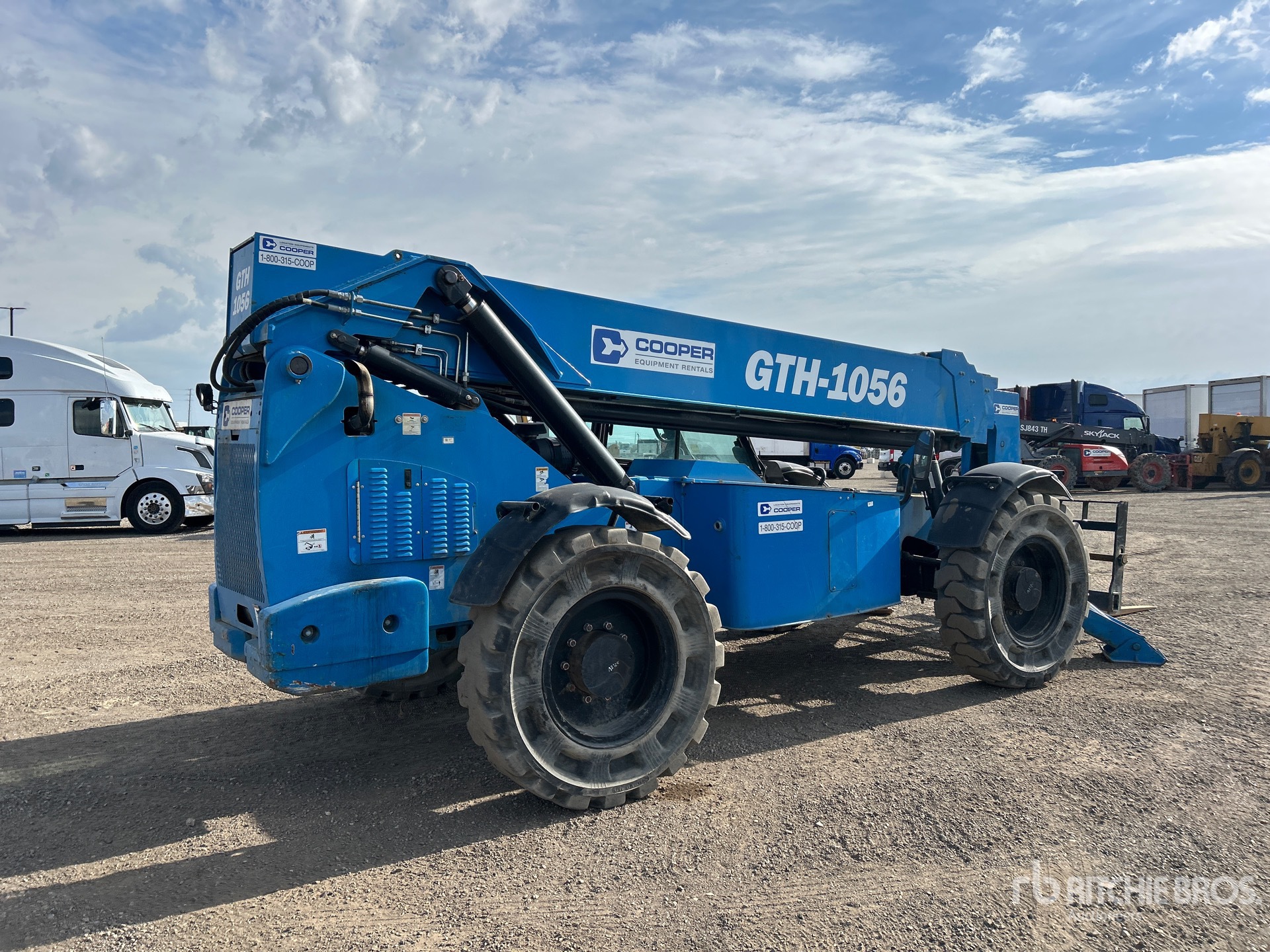 2018 Genie GTH-1056