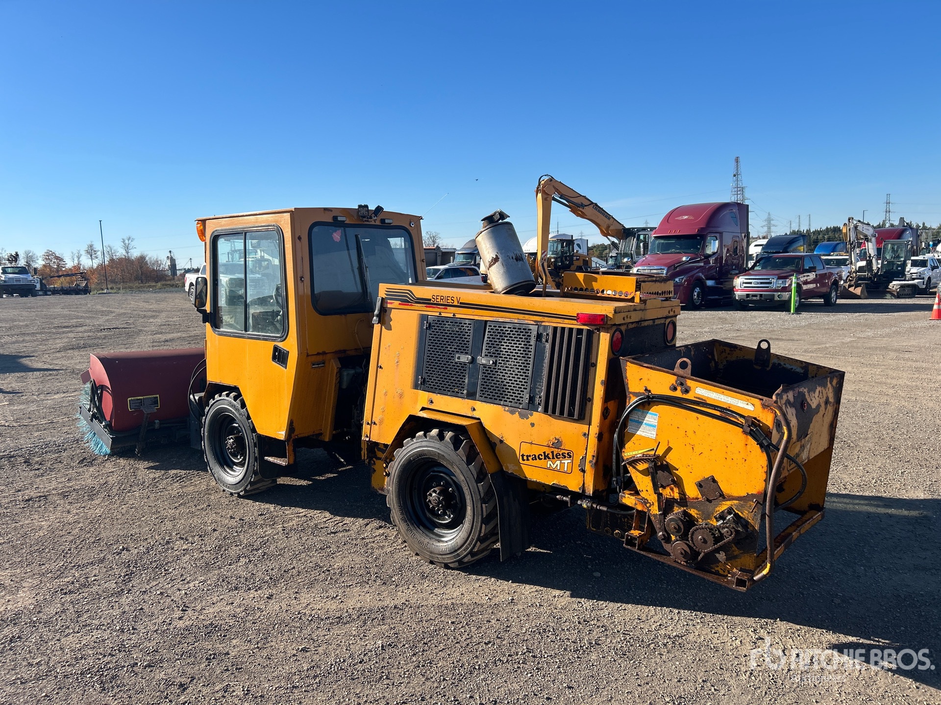 Trackless MT5T