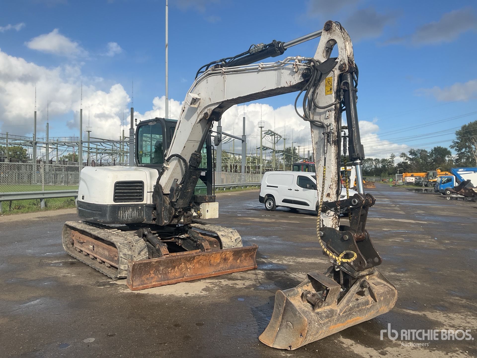 2017 Bobcat E85