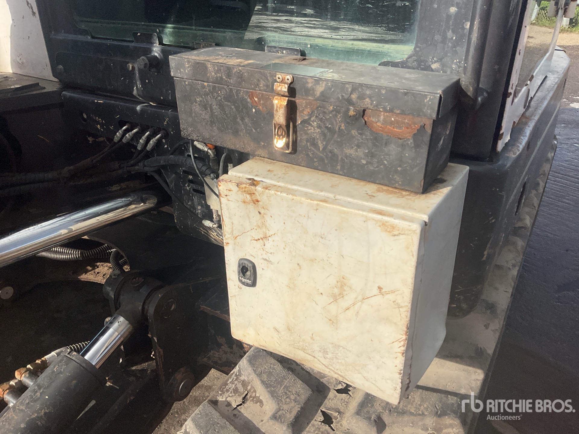 2017 Bobcat E85