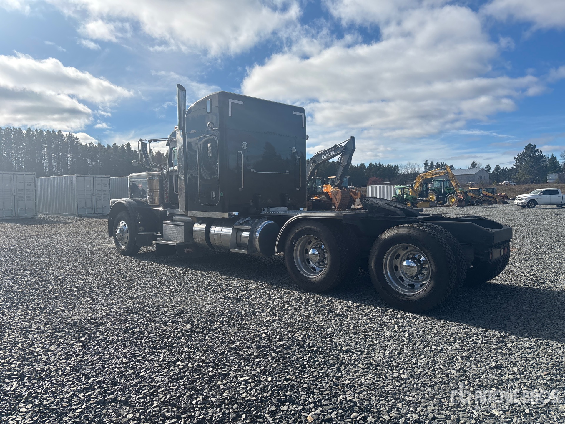 2022 Peterbilt 389