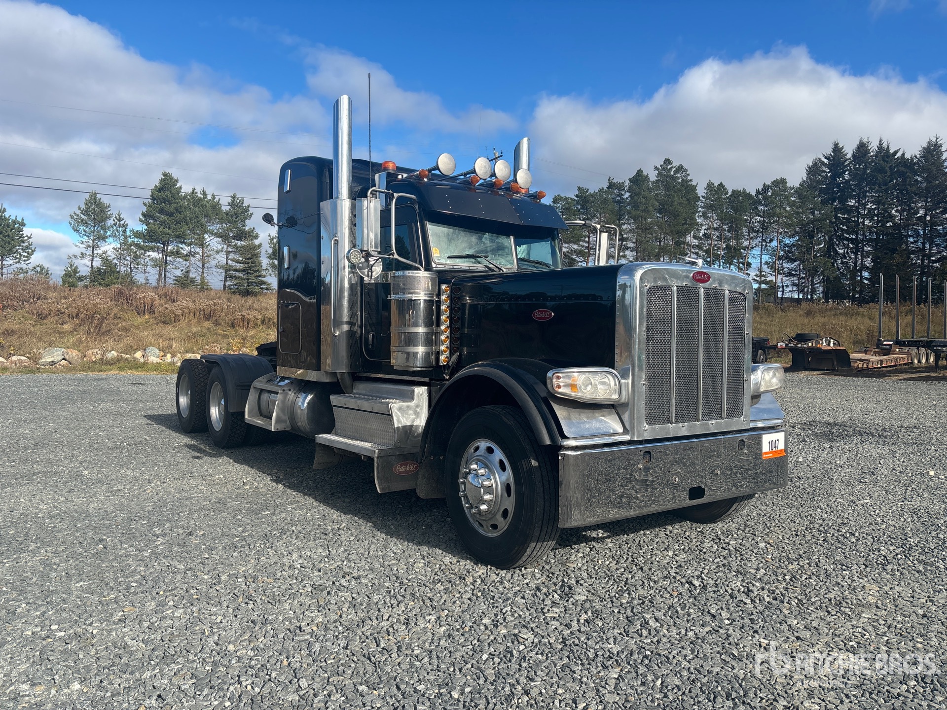 2022 Peterbilt 389