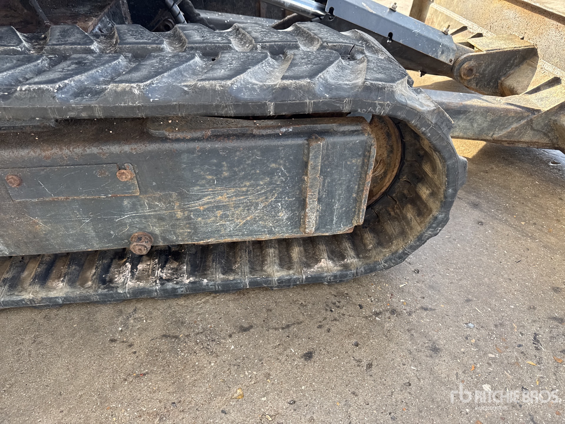 Bobcat 331