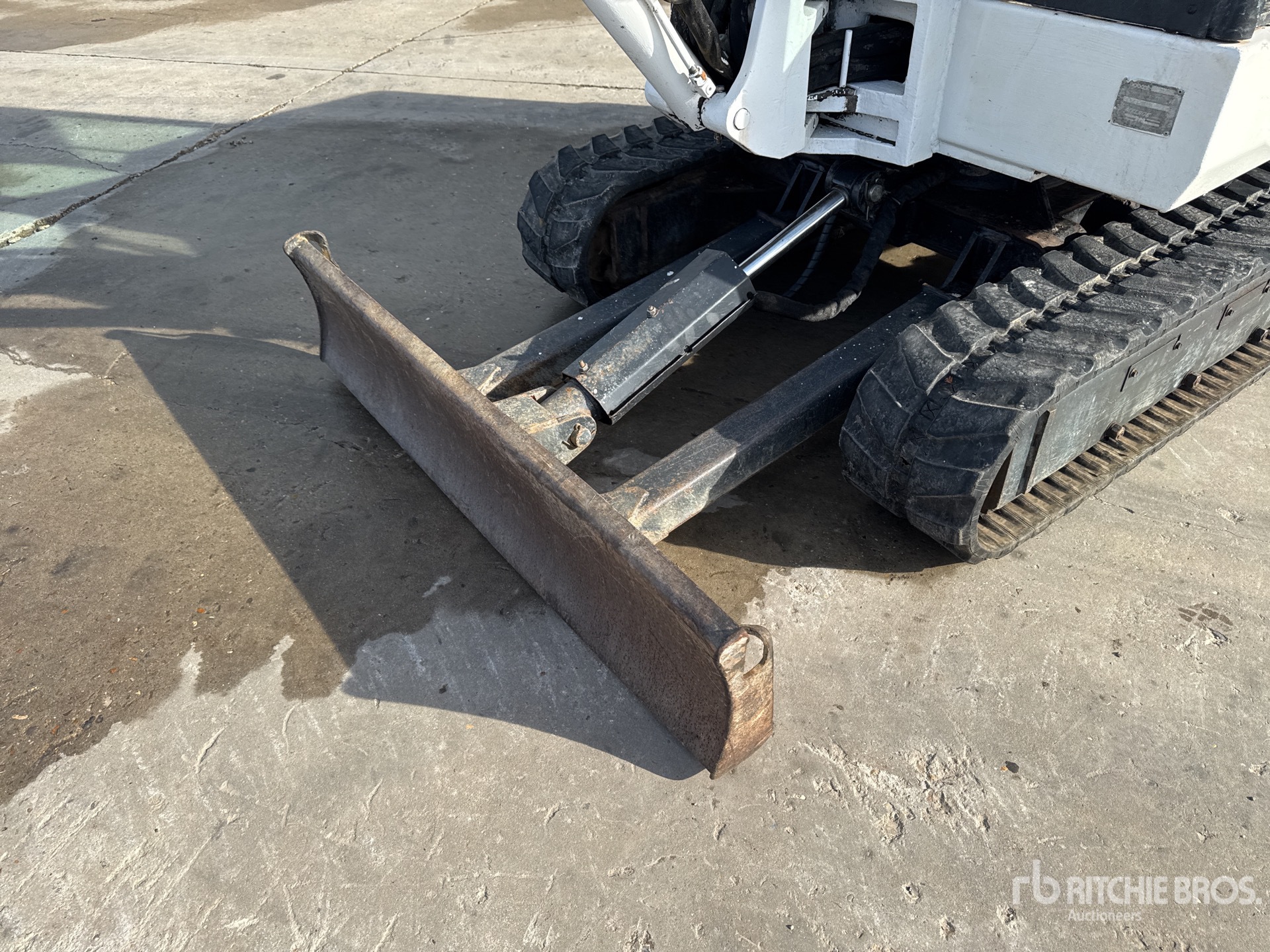 Bobcat 331