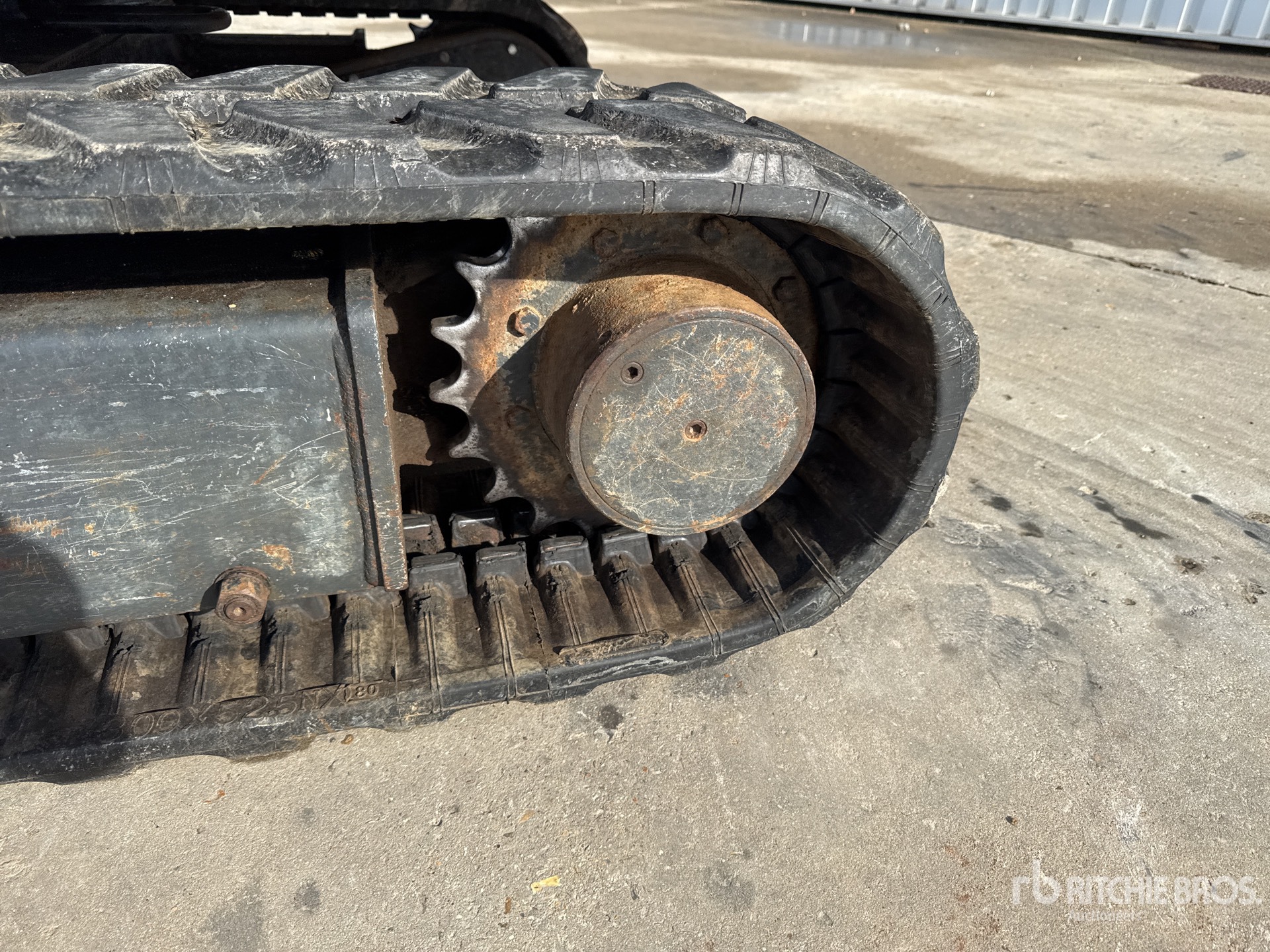 Bobcat 331