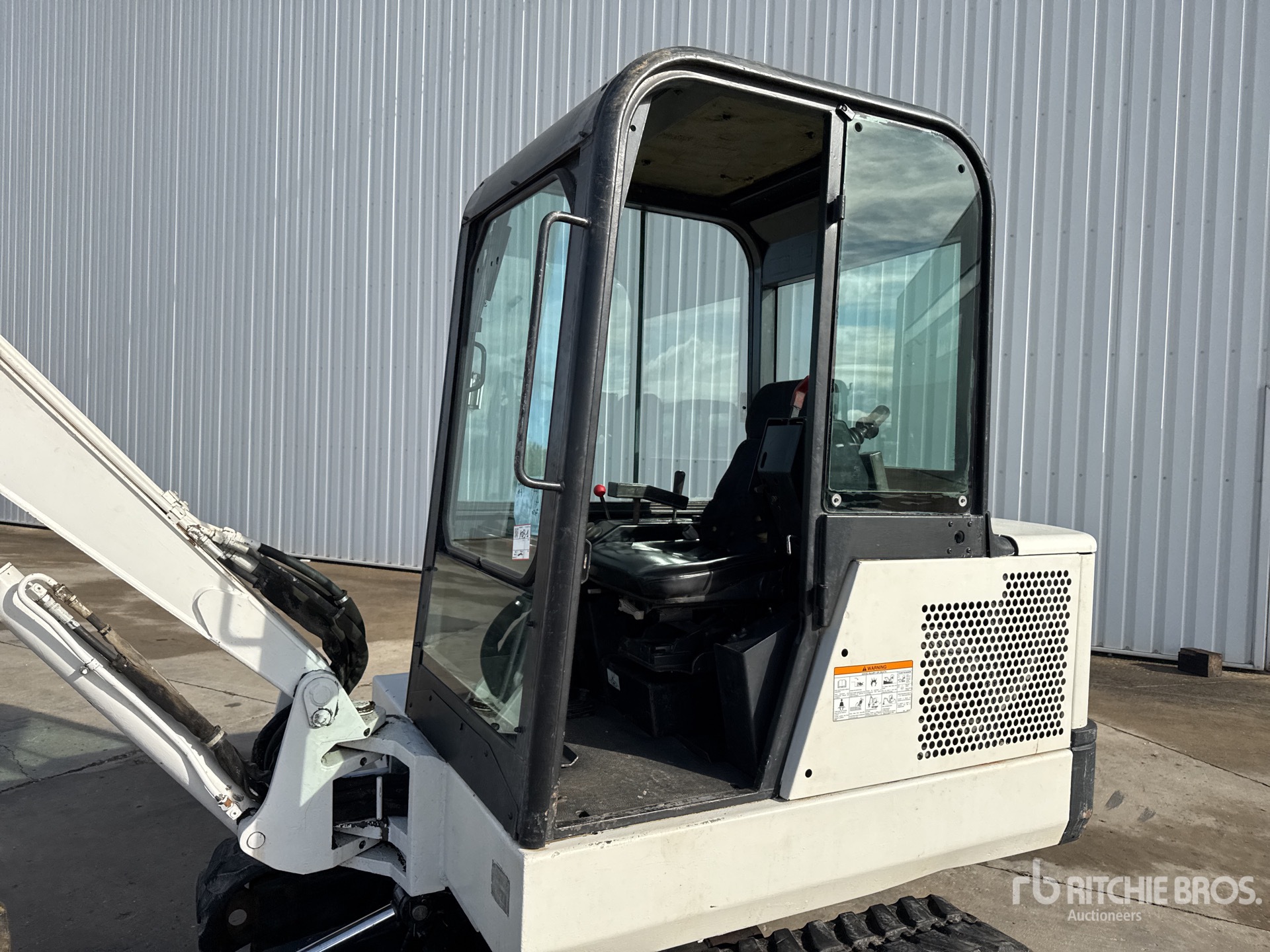 Bobcat 331
