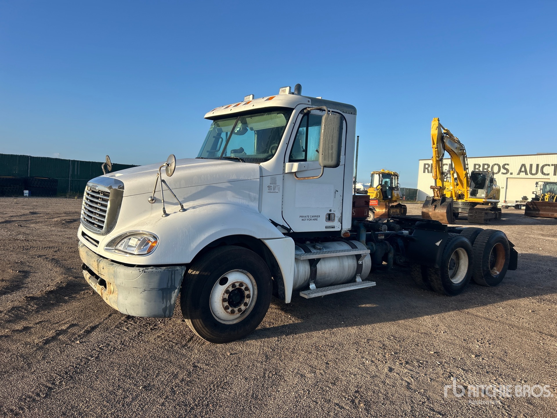 2007 Freightliner CL120