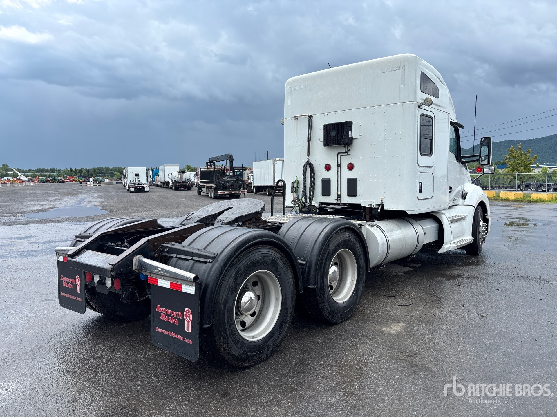 2022 Kenworth T680