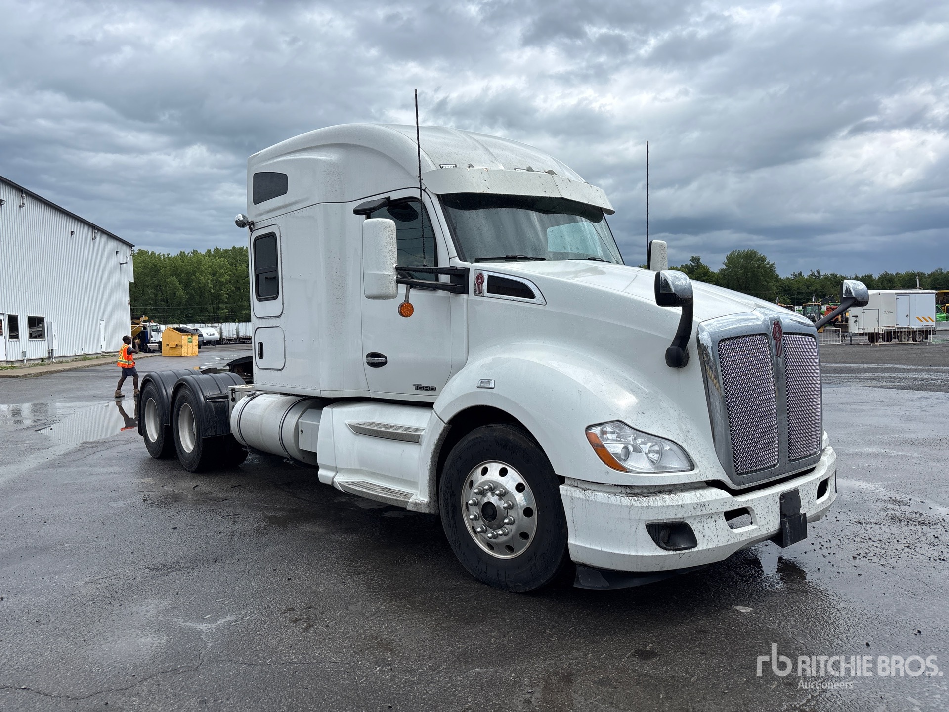 2022 Kenworth T680