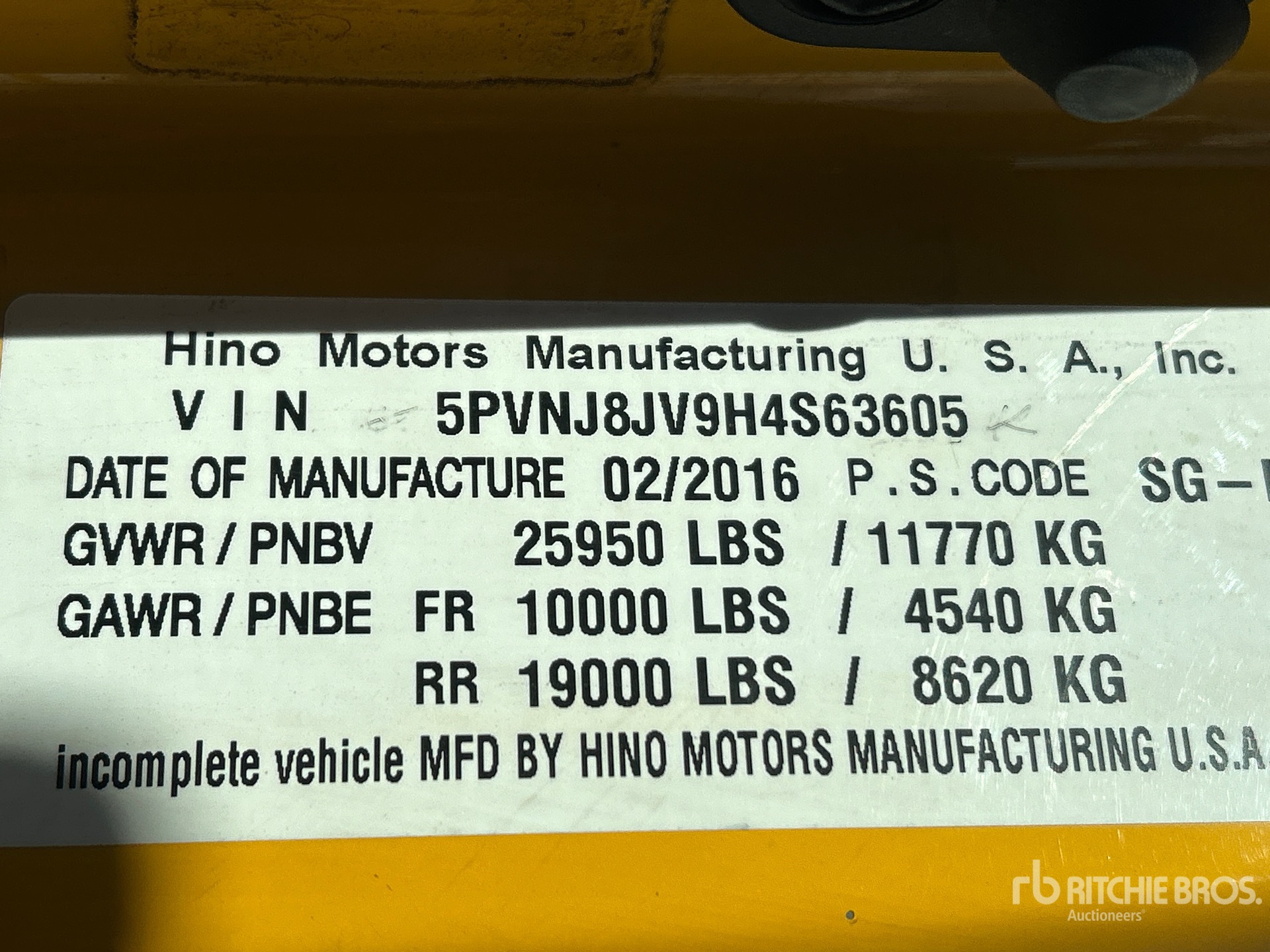 2017 Hino 268