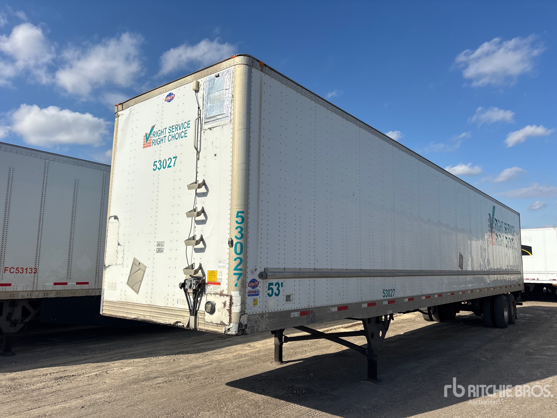 Photo of 2015 Utility 4000D-X