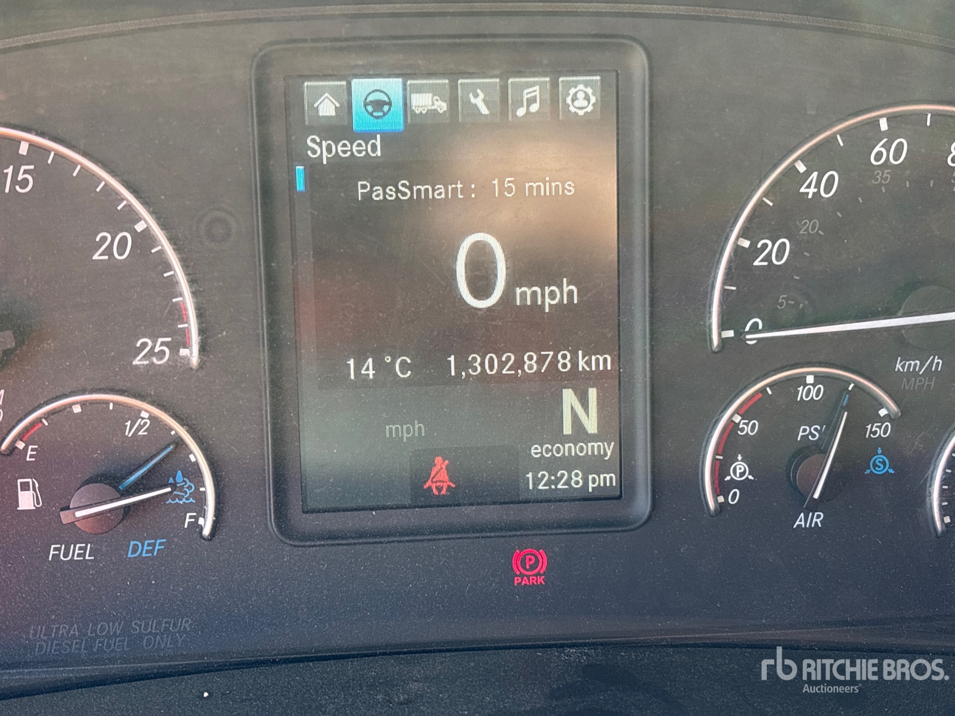 2023 Freightliner CASCADIA 126