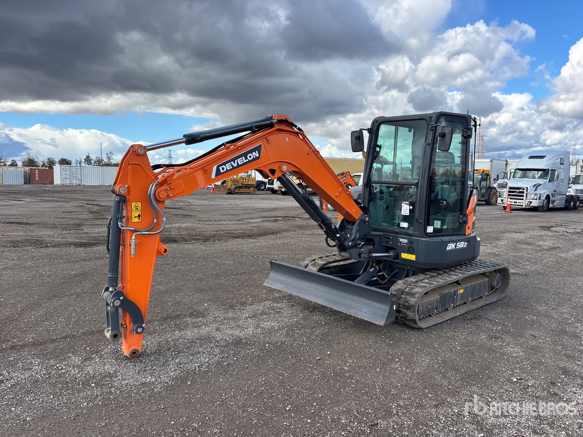 2023 Develon DX50Z - 7