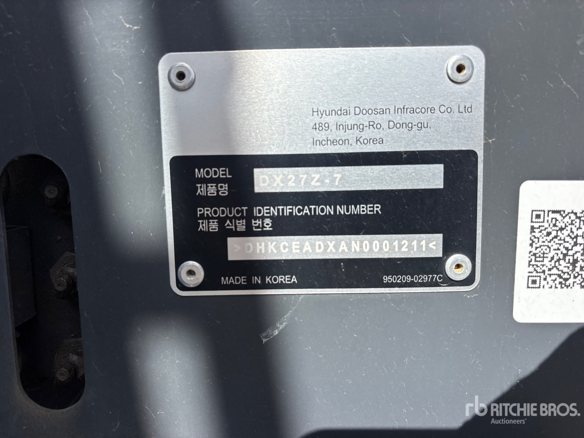 2023 Develon DX27Z-7