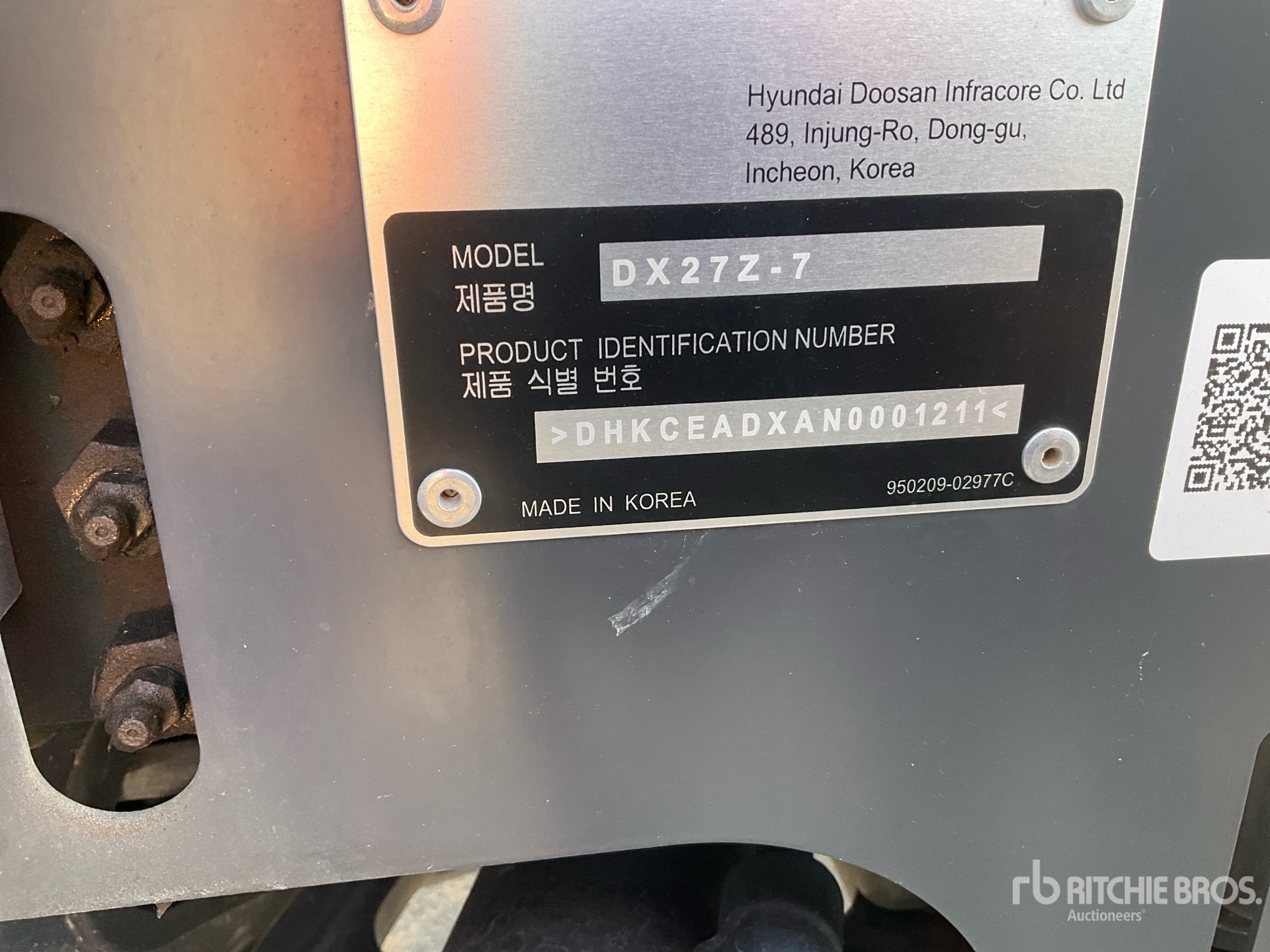 2023 Develon DX27Z-7