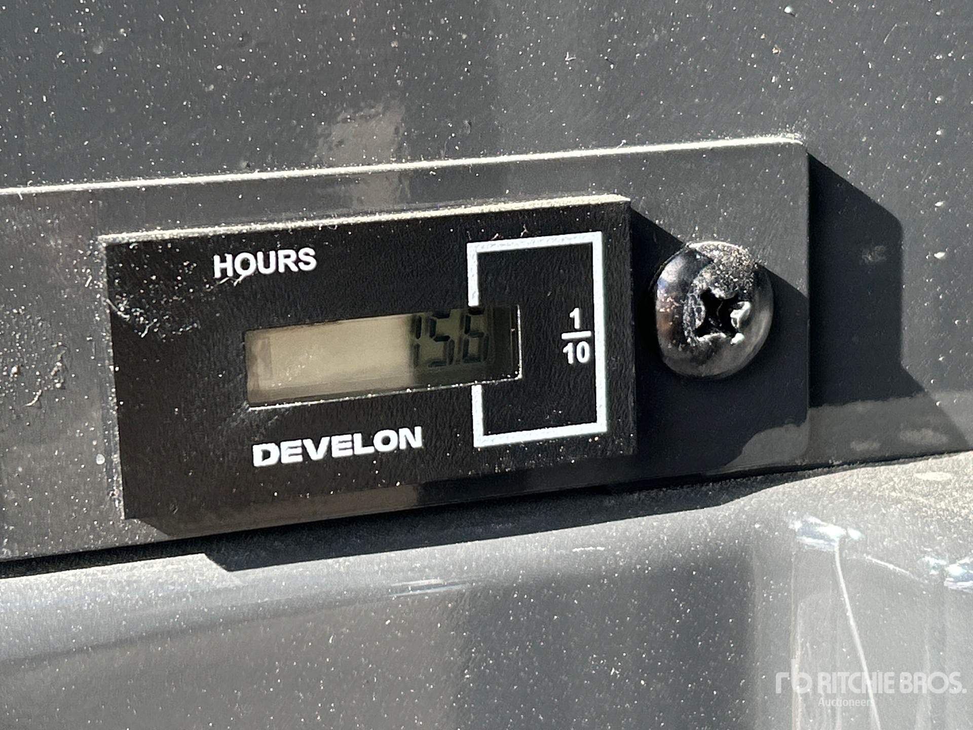 2023 Develon DX27Z-7