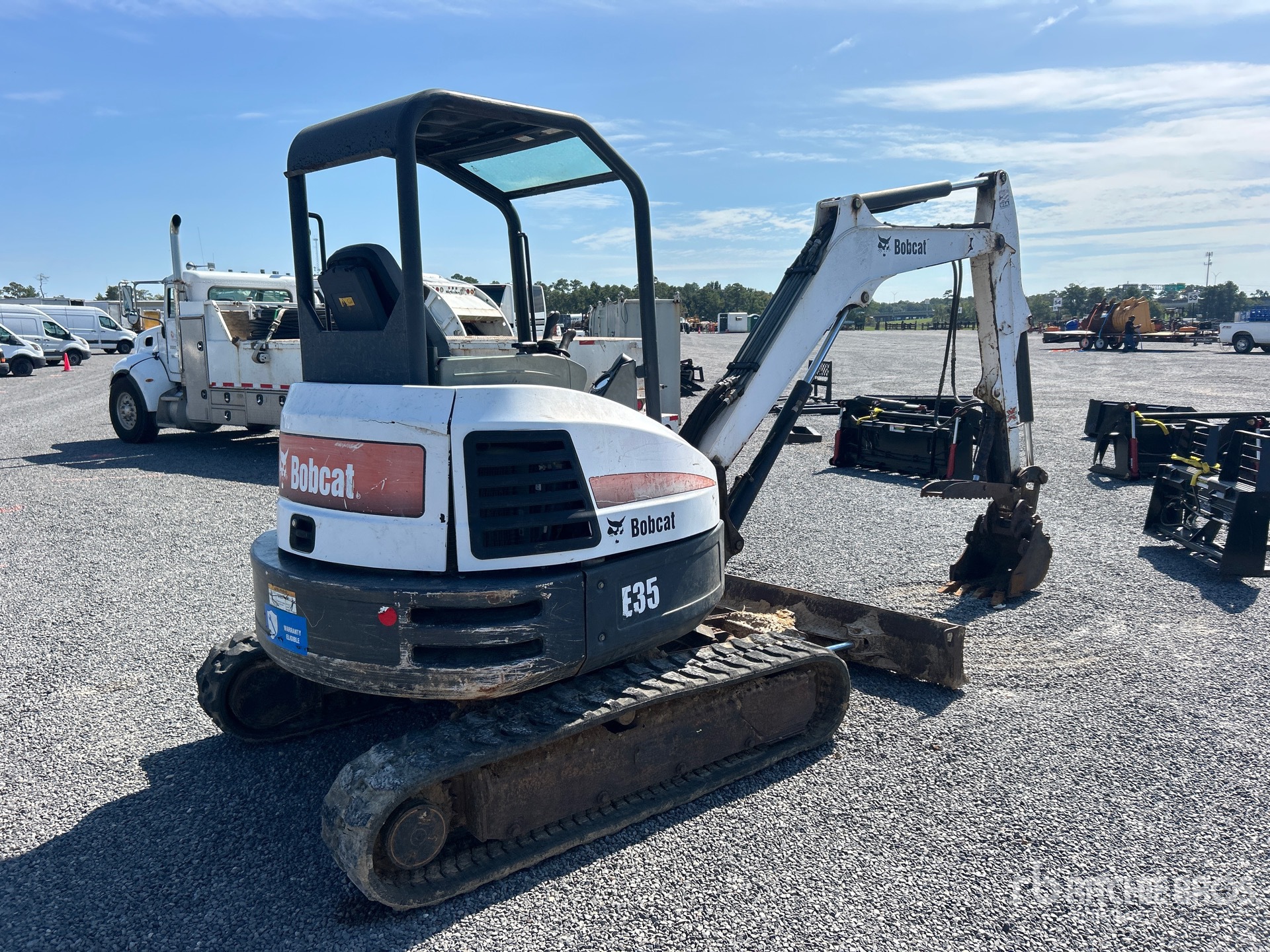 2015 Bobcat E35