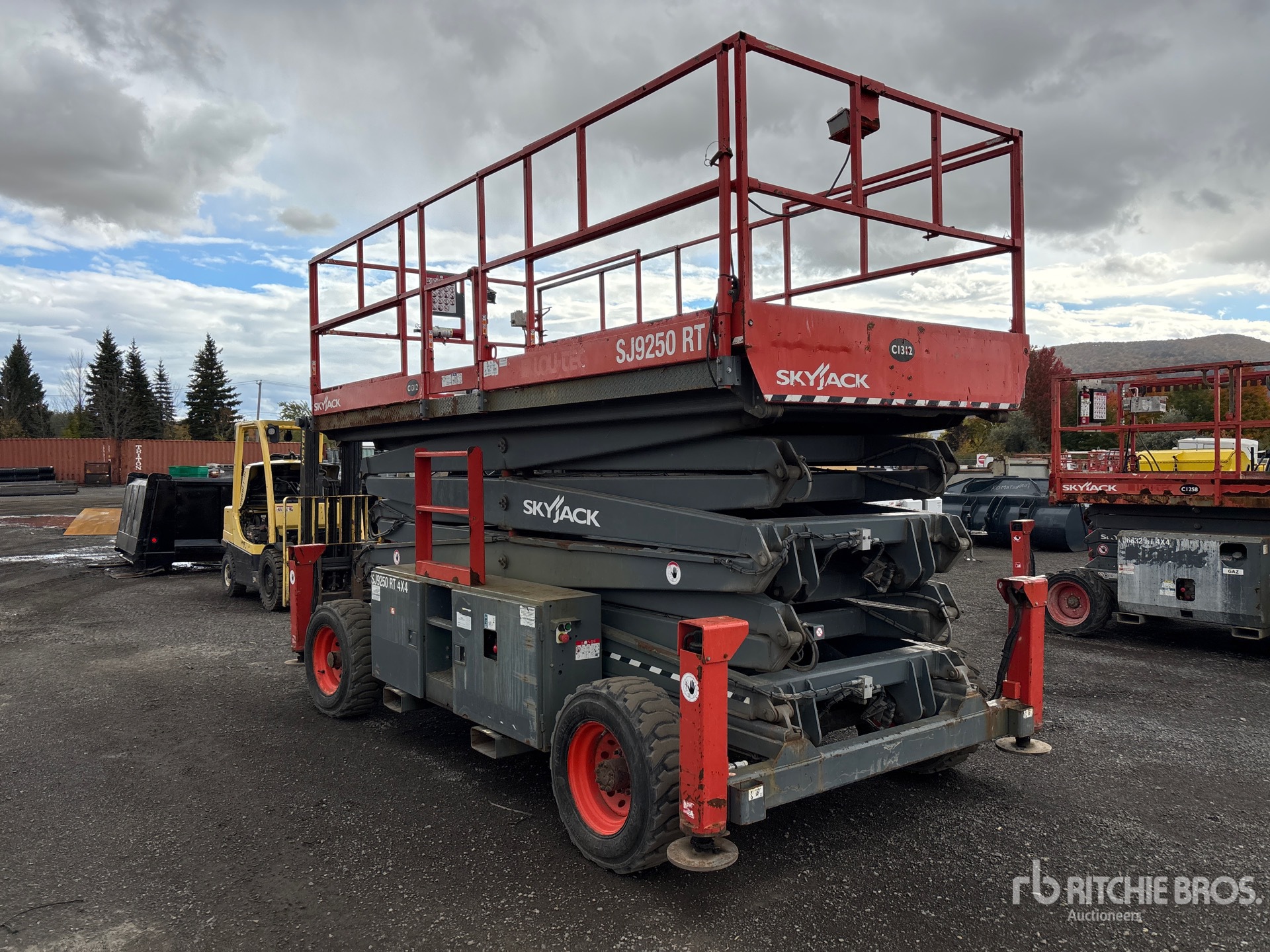 2018 Skyjack SJ9250RT