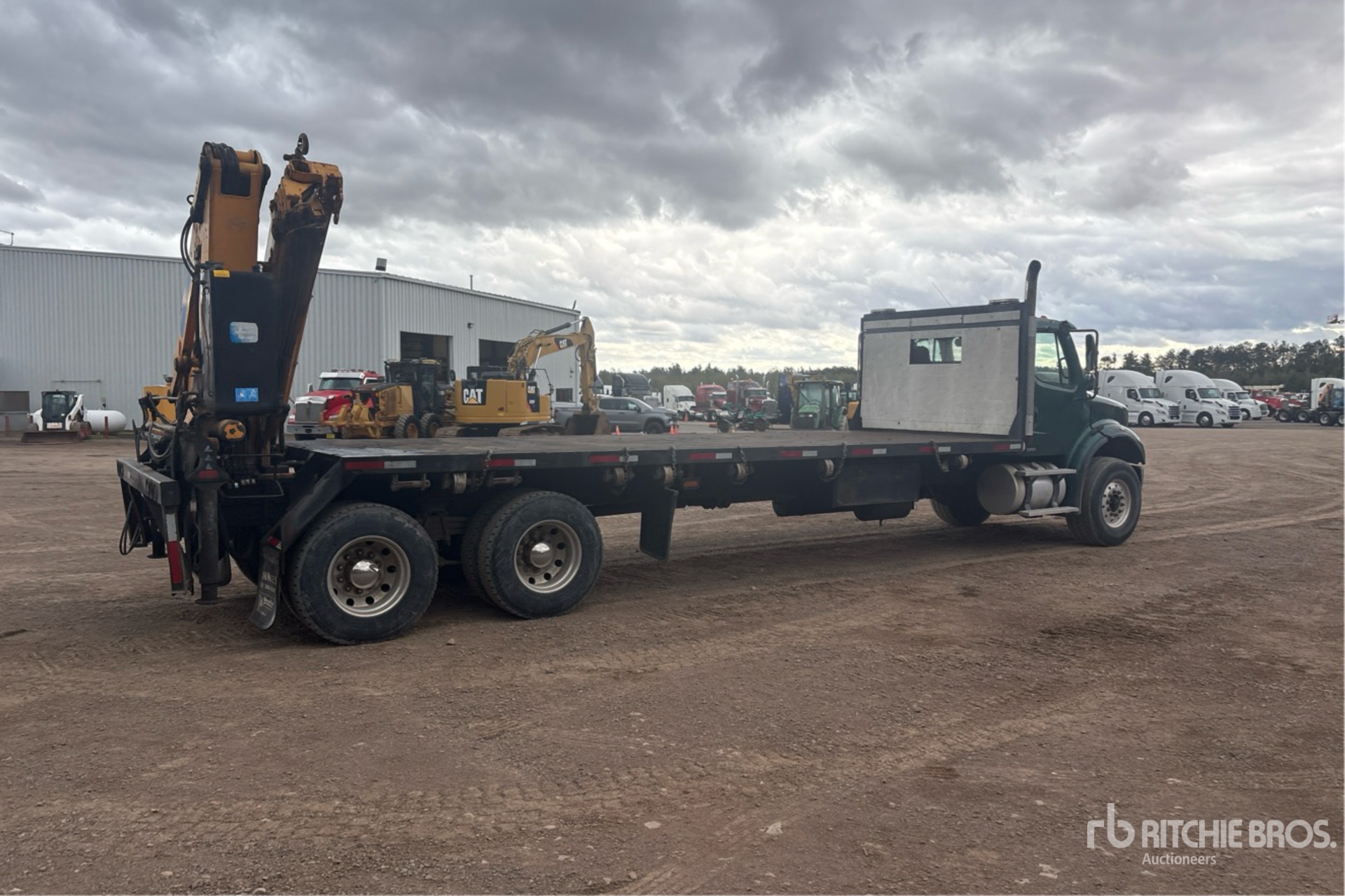 2007 Freightliner M2 112